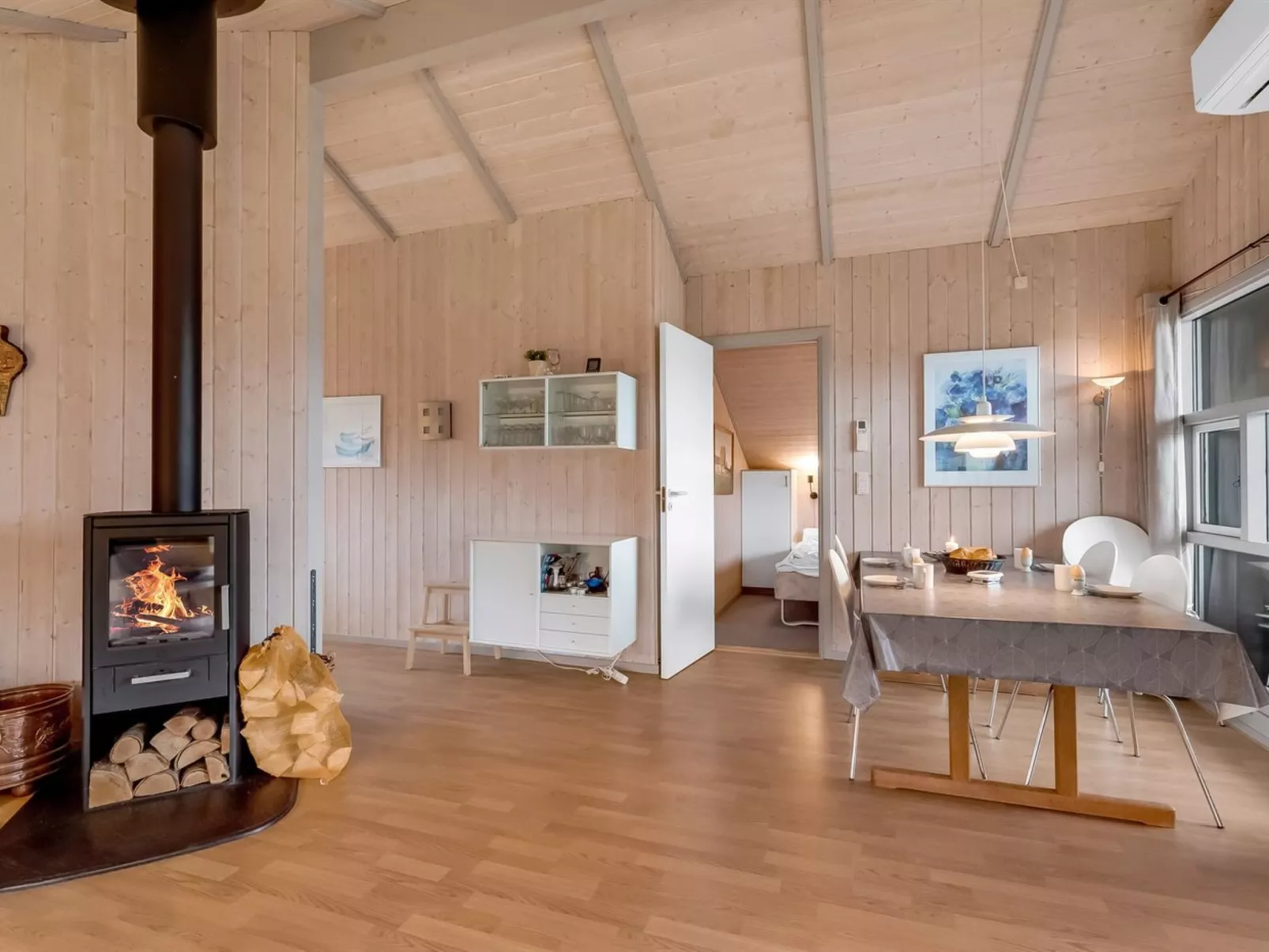 "Mimo" - 150m from the sea-Drinnen