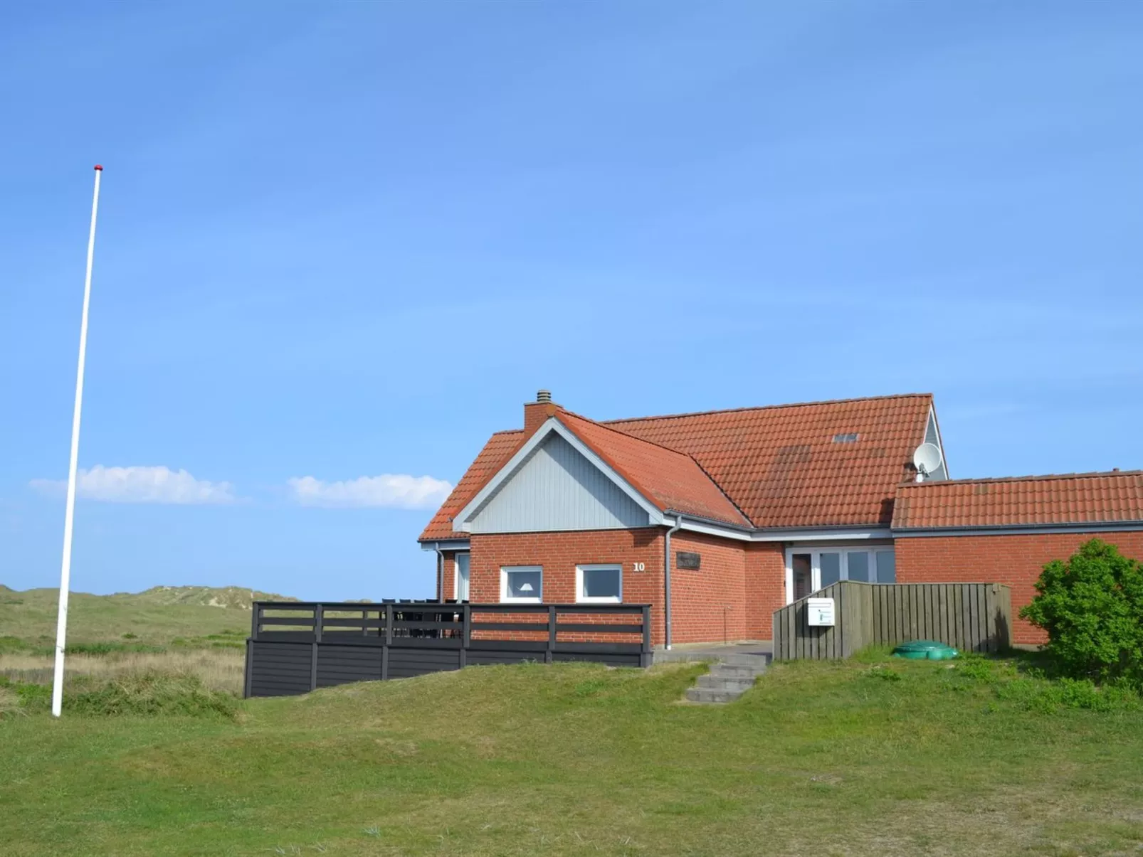 "Helfrida" - 350m from the sea-Dehors