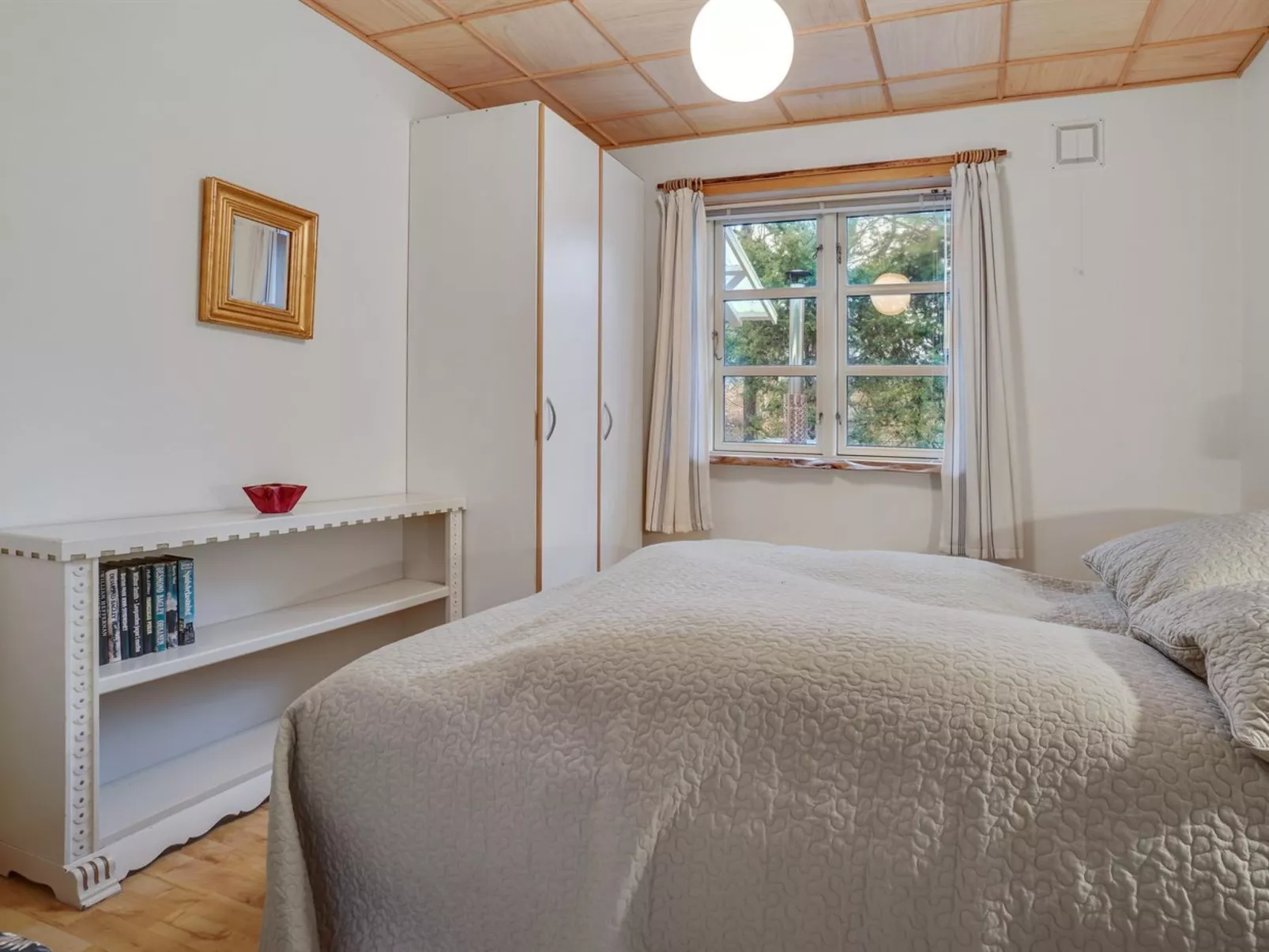 "Flugha" - 500m to the fjord-Dedans