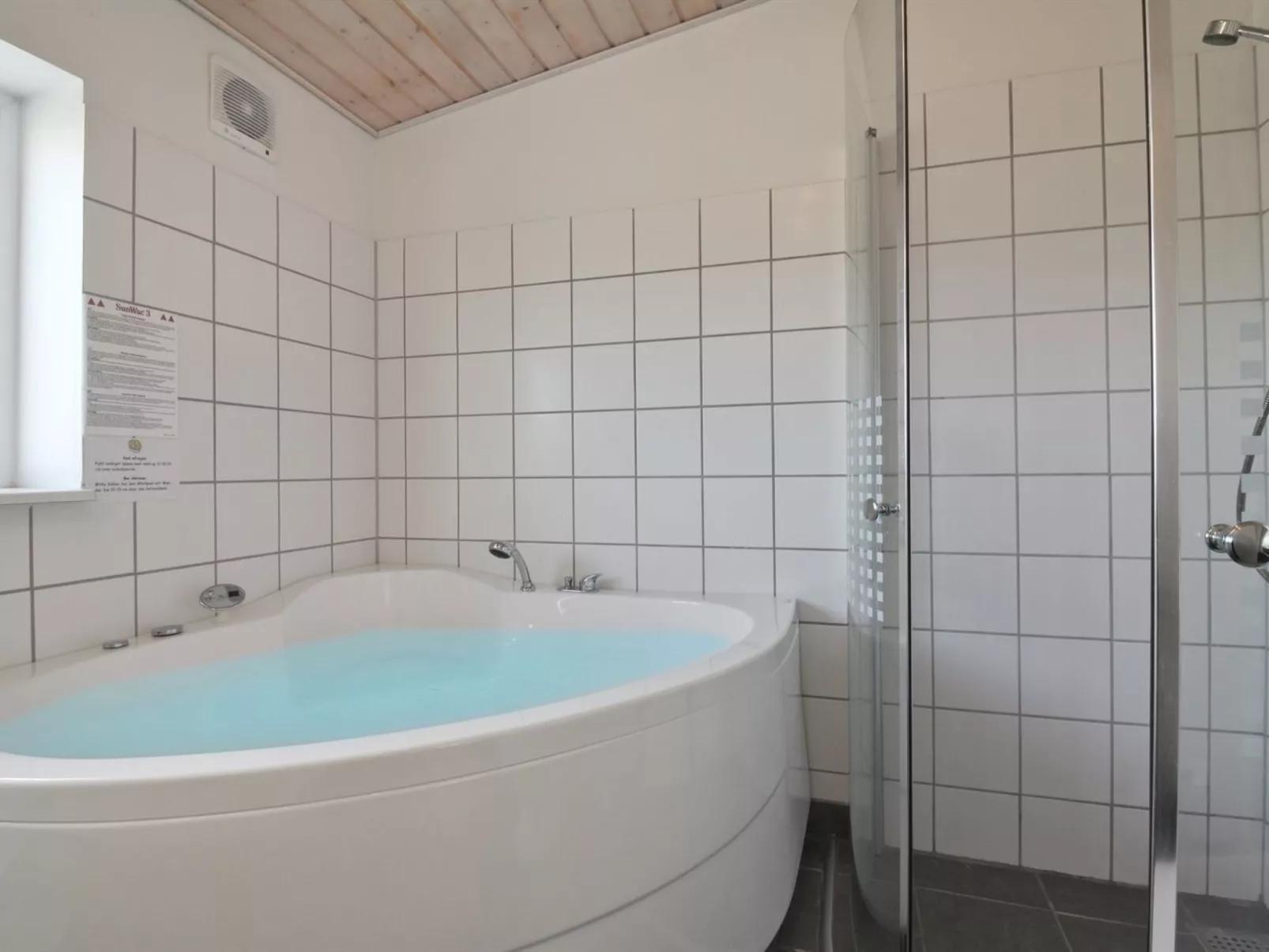 "Ingolf" - 750m from the sea-Dedans