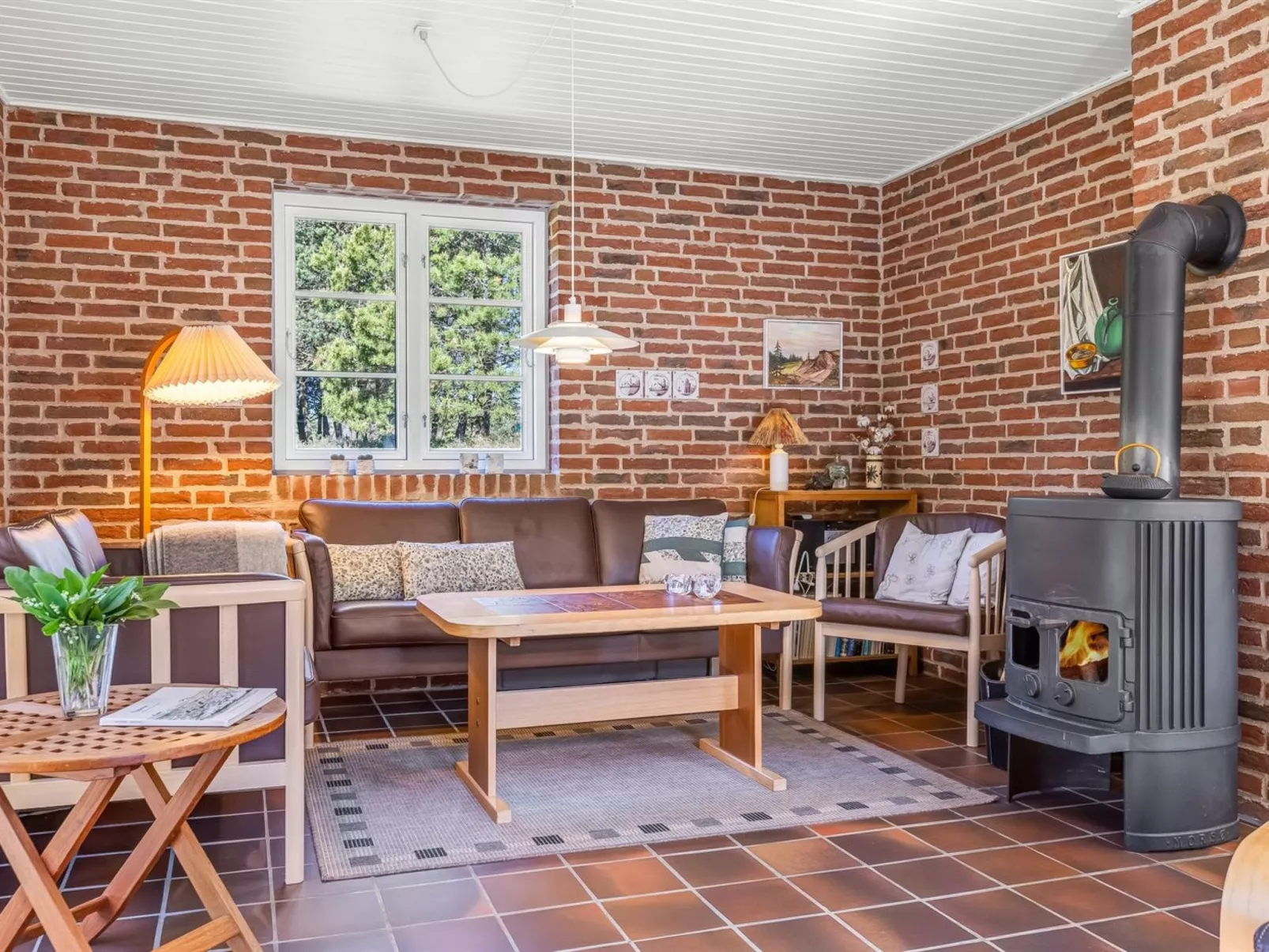 "Angret" - 3.5km from the sea-Drinnen