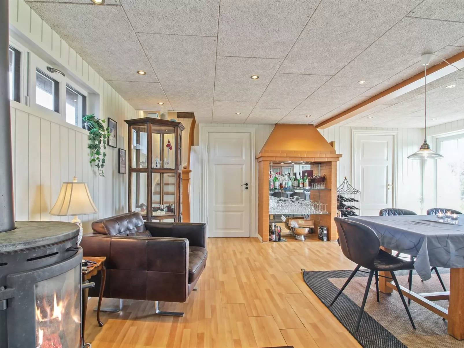 "Janakij" - 475m from the sea-Drinnen