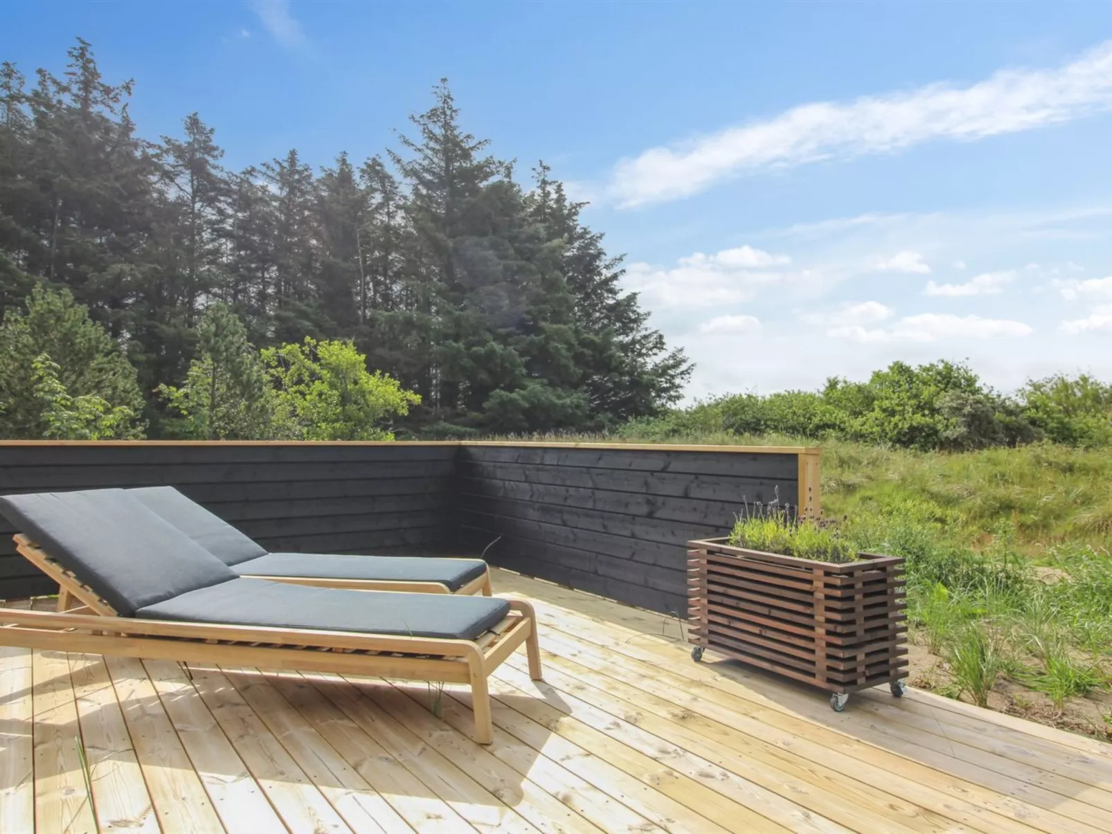 "Heriest" - 1.2km from the sea-Outside