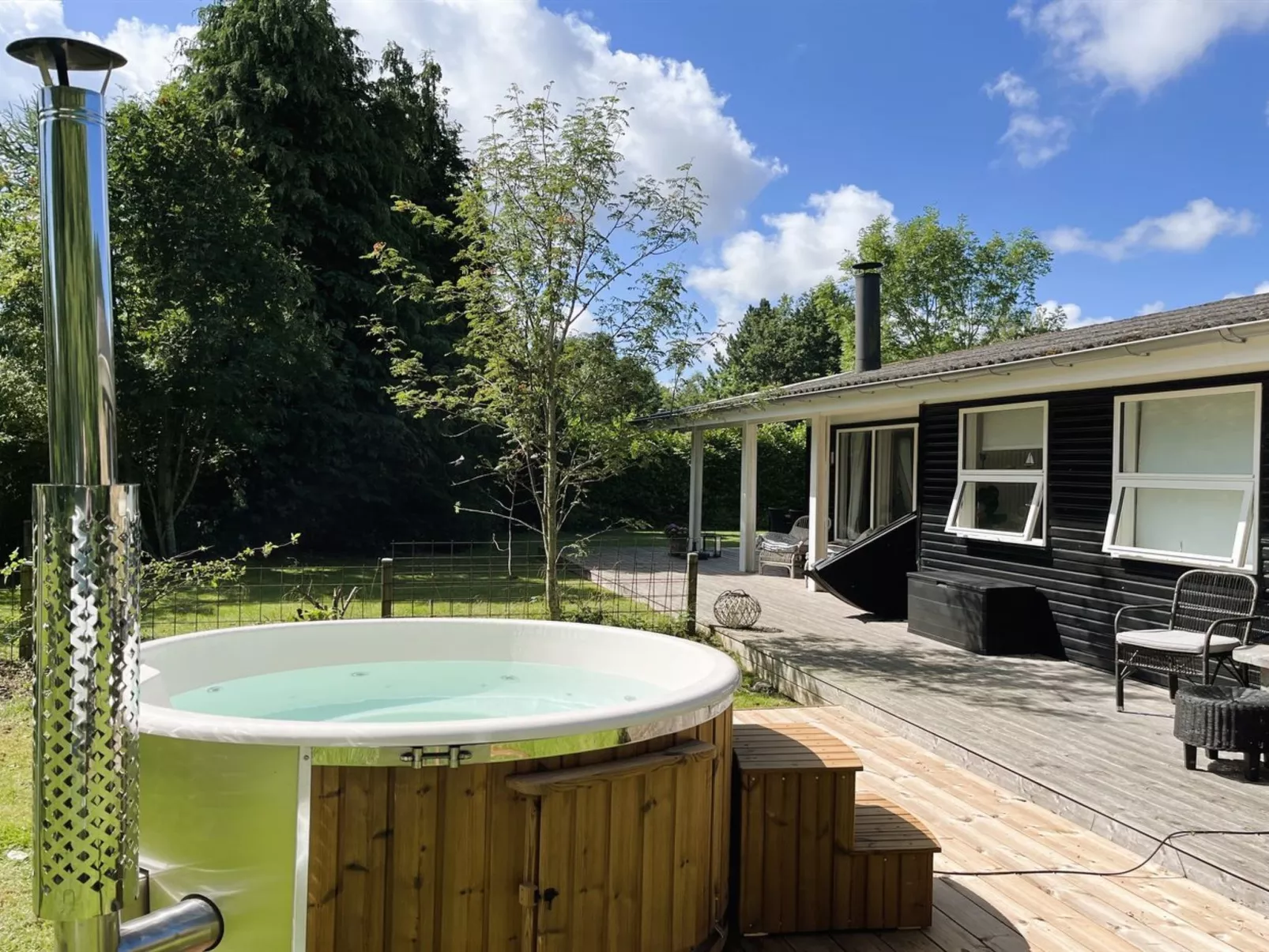 "Aksa" - 400m from the sea-Inside