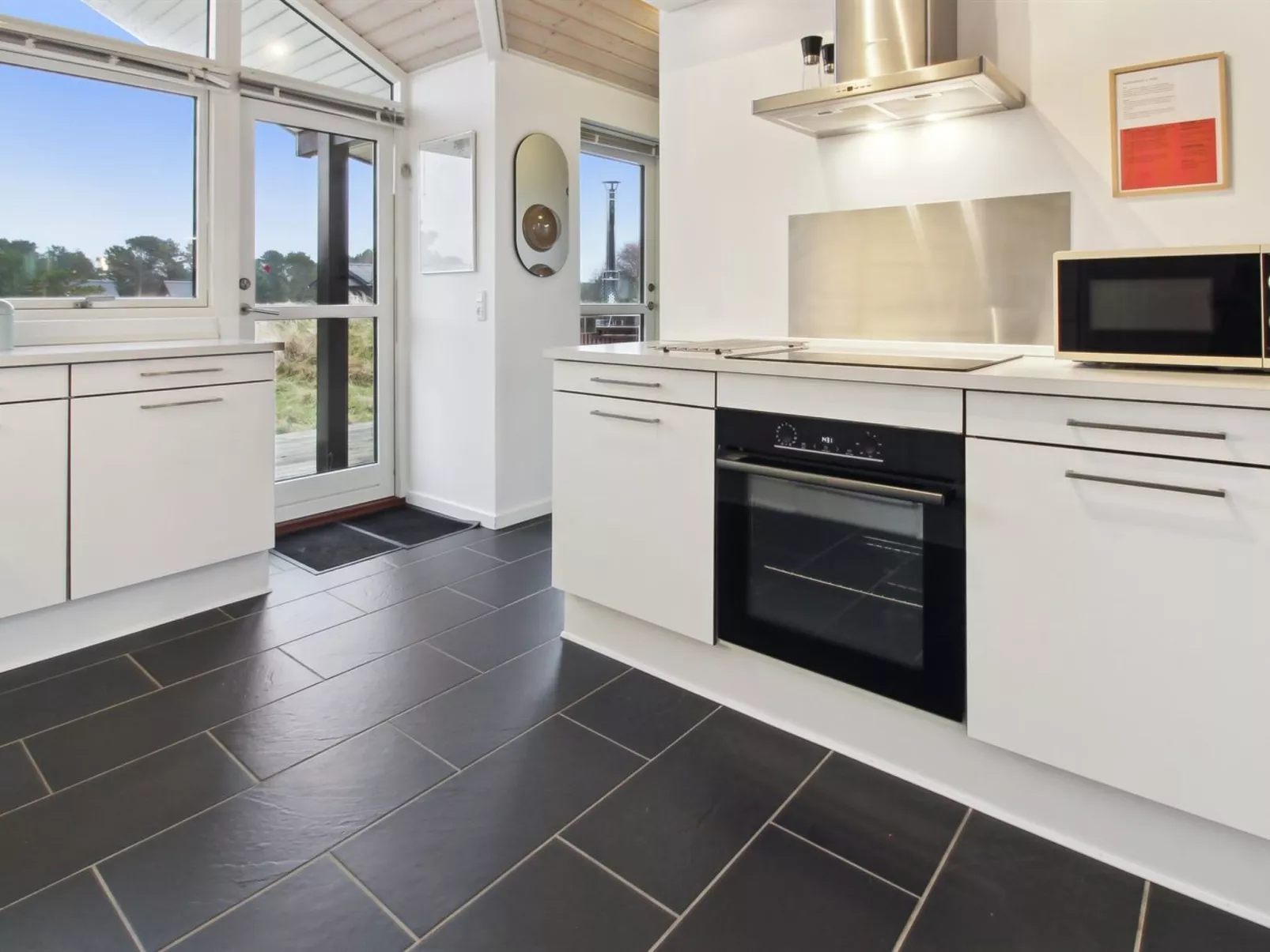 "Tiane" - 800m from the sea-Inside