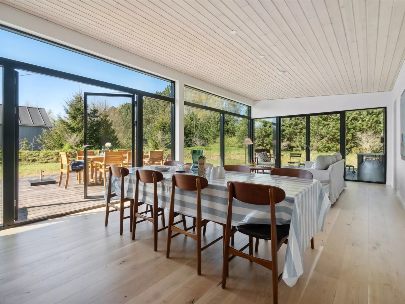 "Gonne" - 350m from the sea-Dedans