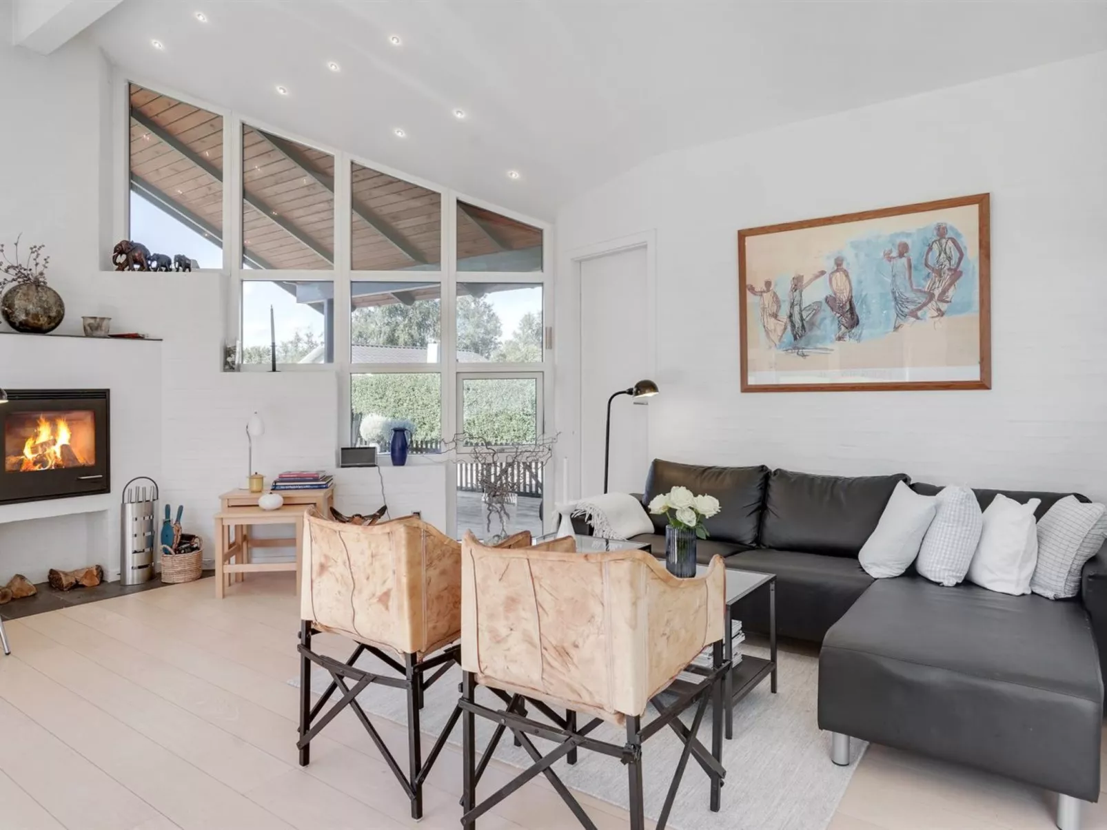 "Angelarij" -  from the sea-Drinnen