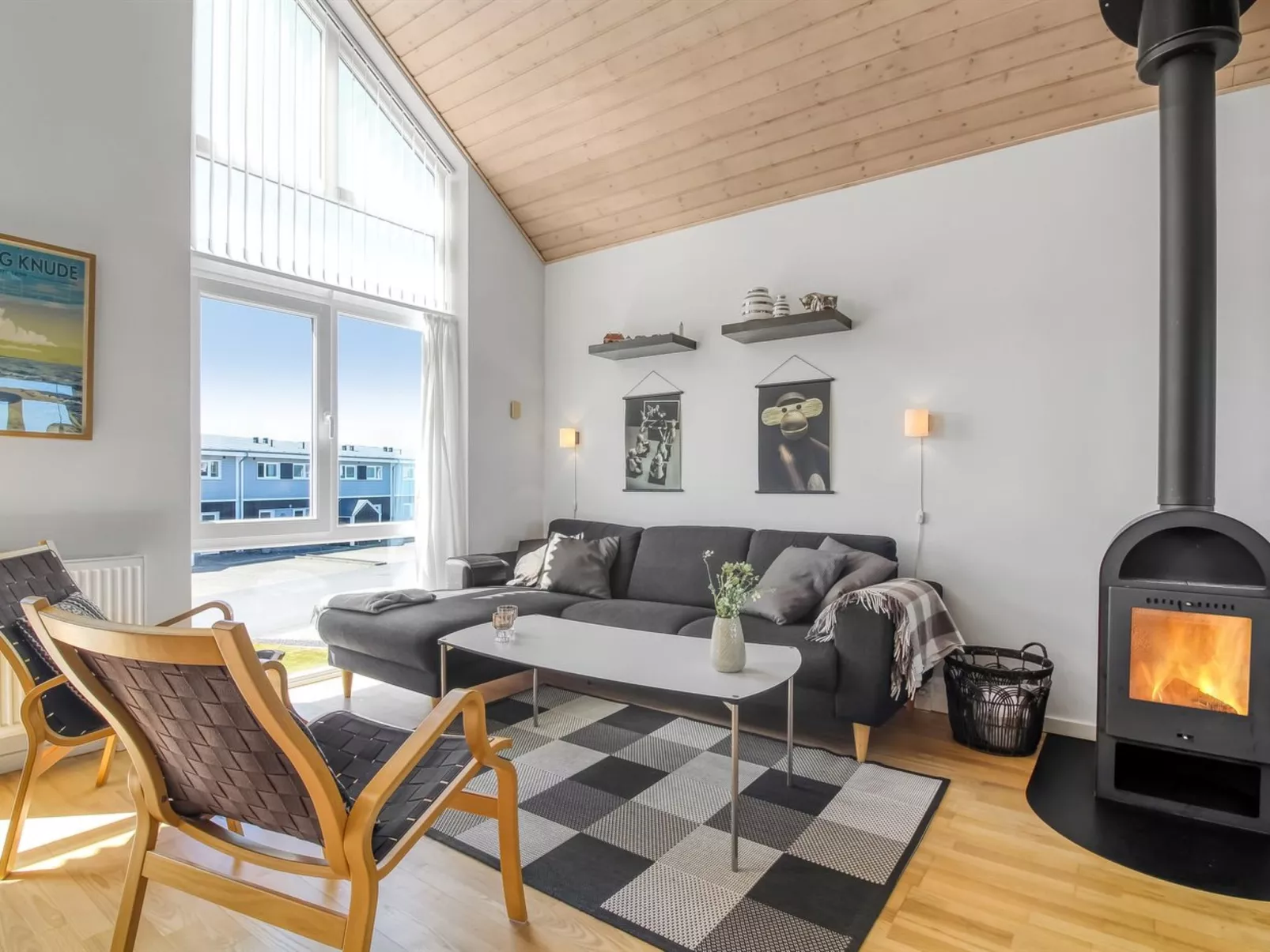 "Jören" - 700m from the sea-Dedans