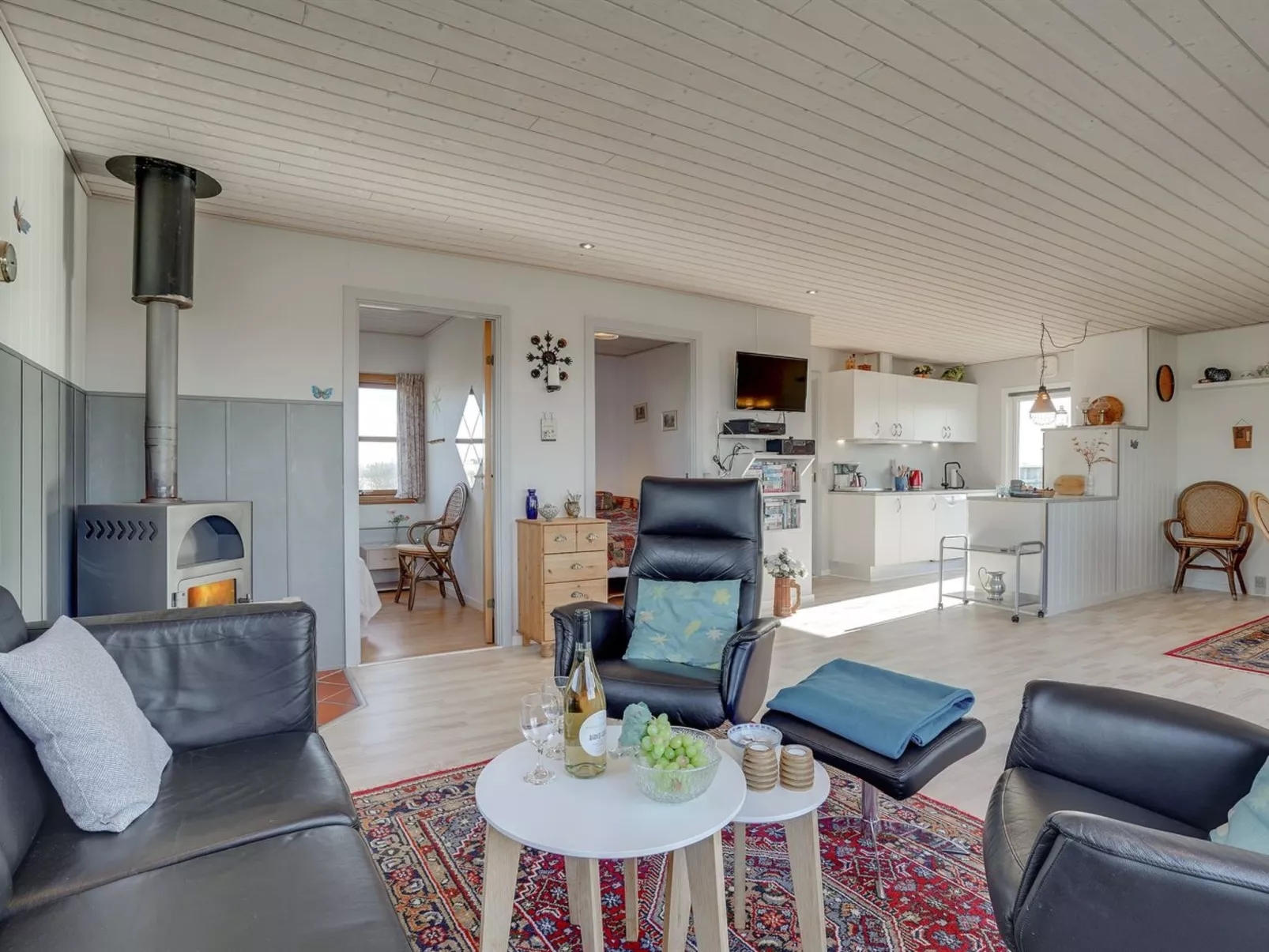 "Soyala" - 400m from the sea-Inside