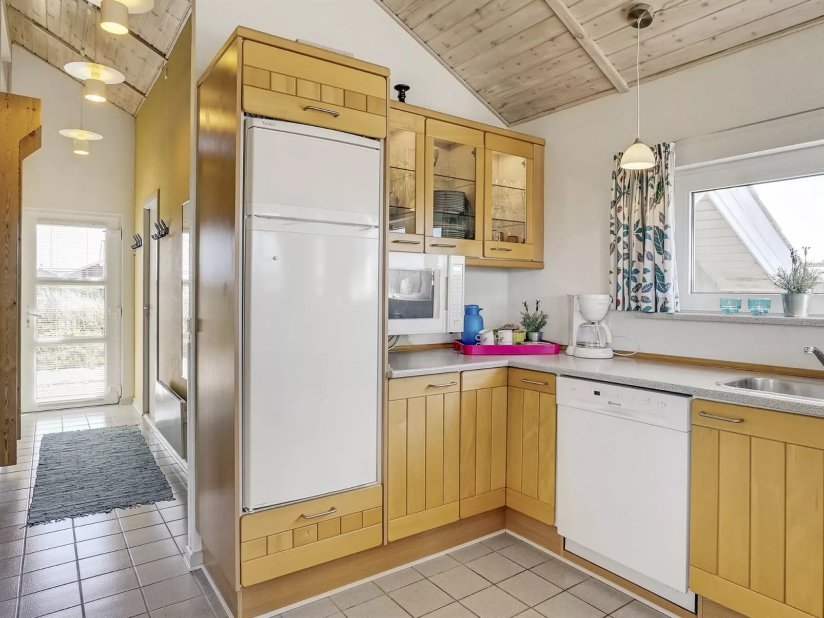 "Thorbiorn" - 350m from the sea-Drinnen