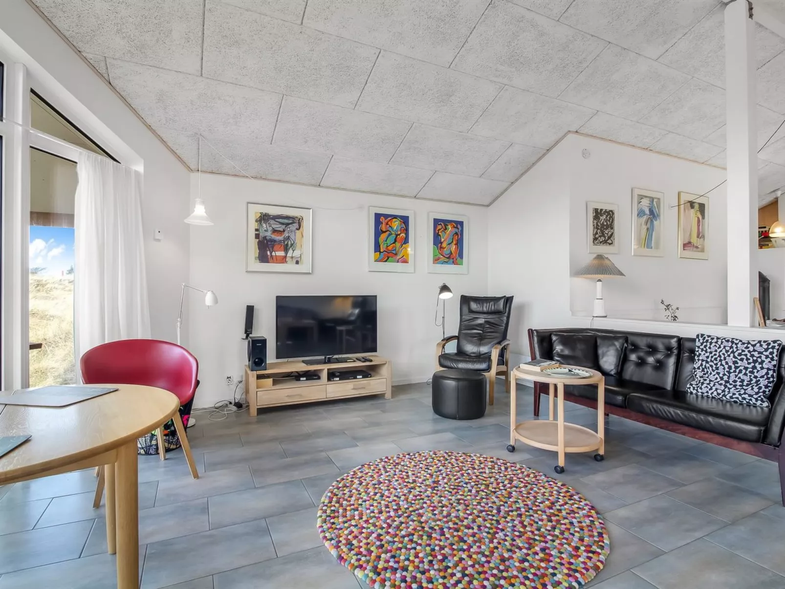 "Harthagunni" - 375m from the sea-Dedans