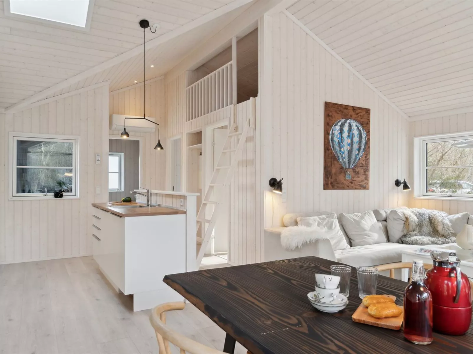 "Jonnhild" - 450m from the sea-Inside