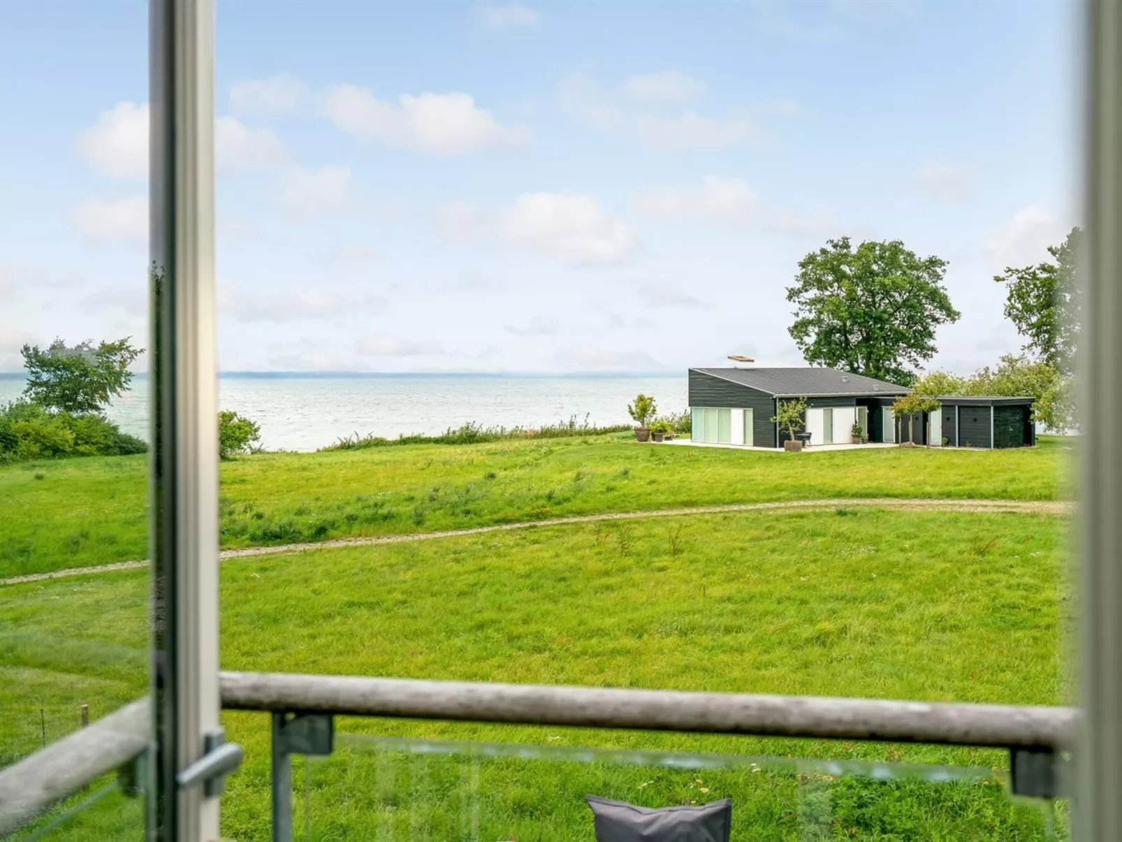 "Anny" - 100m from the sea-Draußen