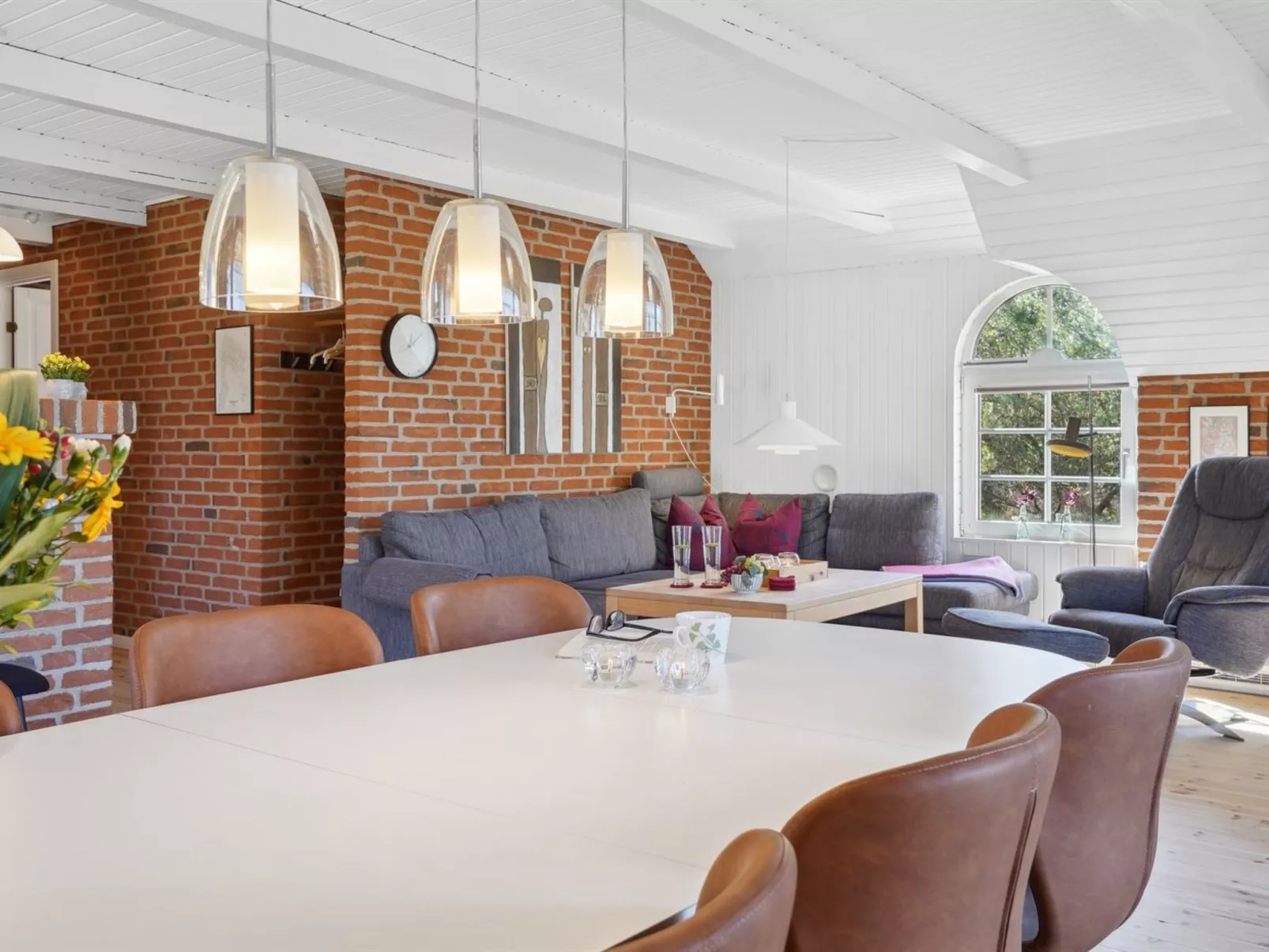 "Pasi" - 1.2km from the sea-Inside