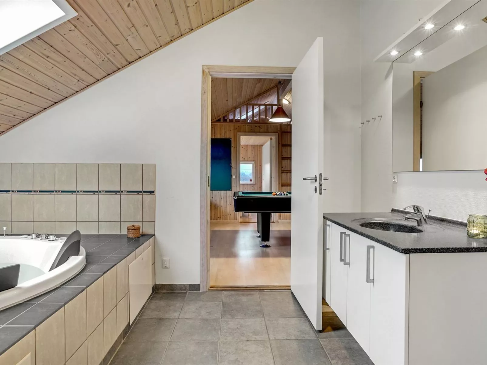 "Mattis" - 650m from the sea-Inside