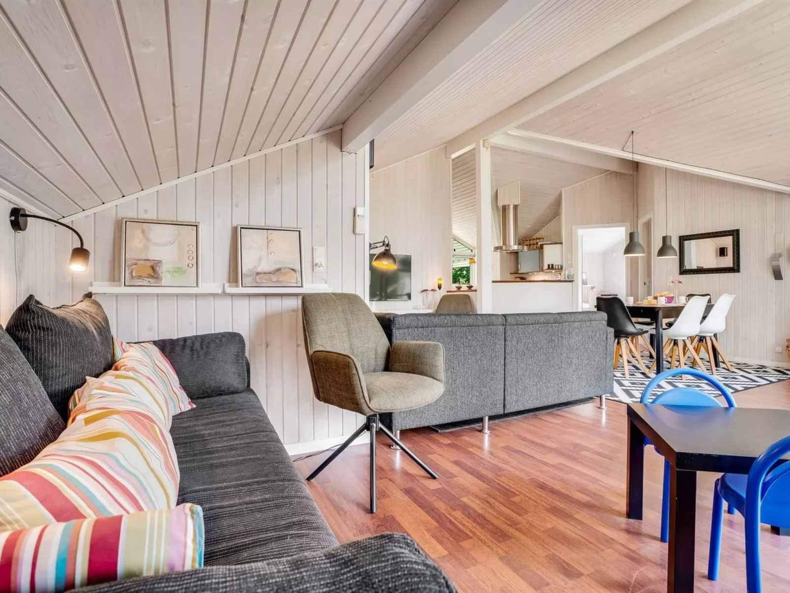 "Truls" - 800m from the sea-Inside