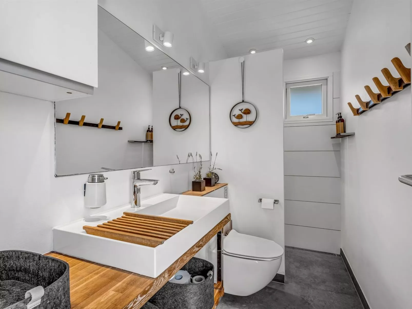 "Allaine" - 500m from the sea-Drinnen