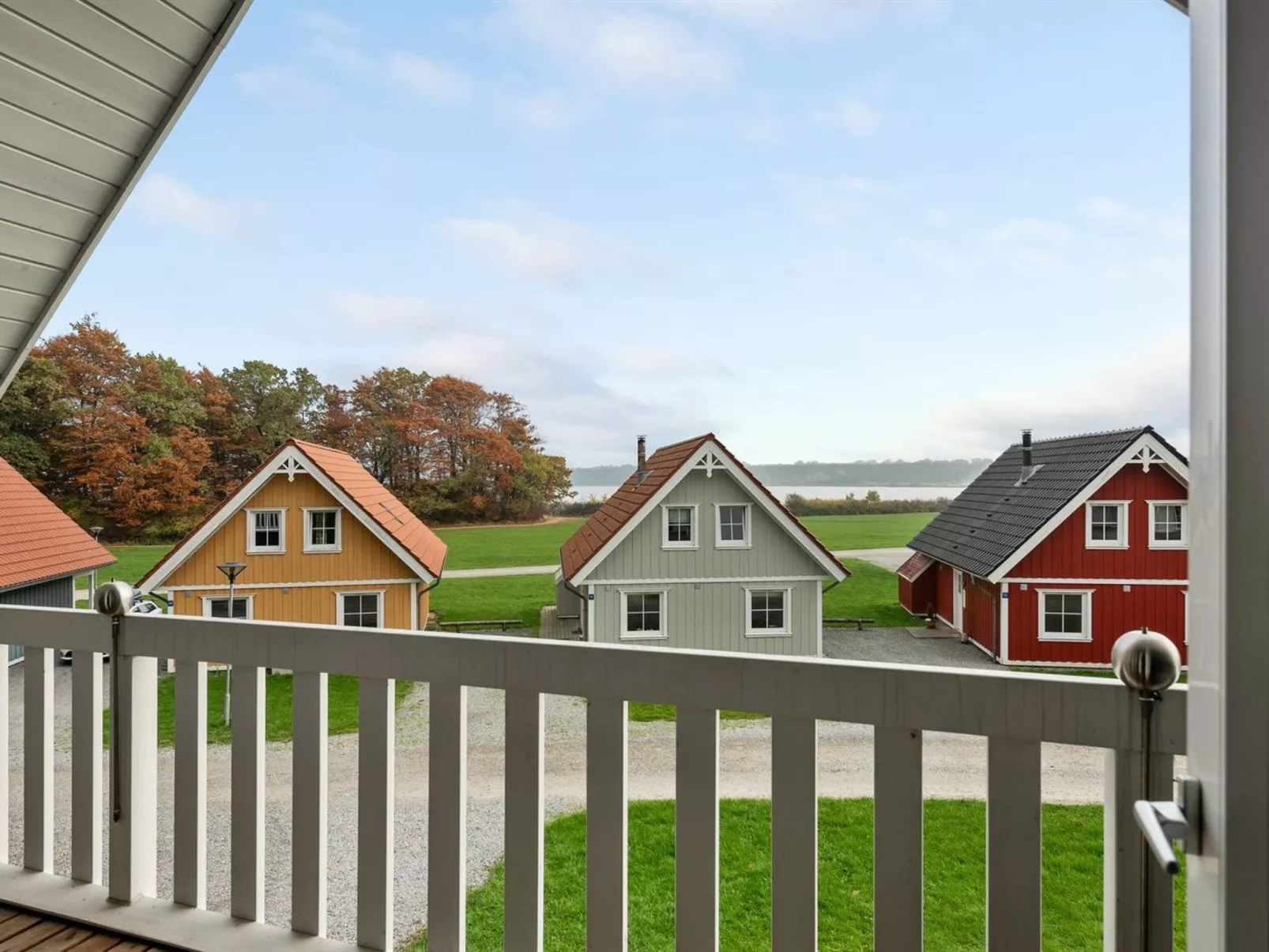 "Babette" - 75m to the fjord-Draußen