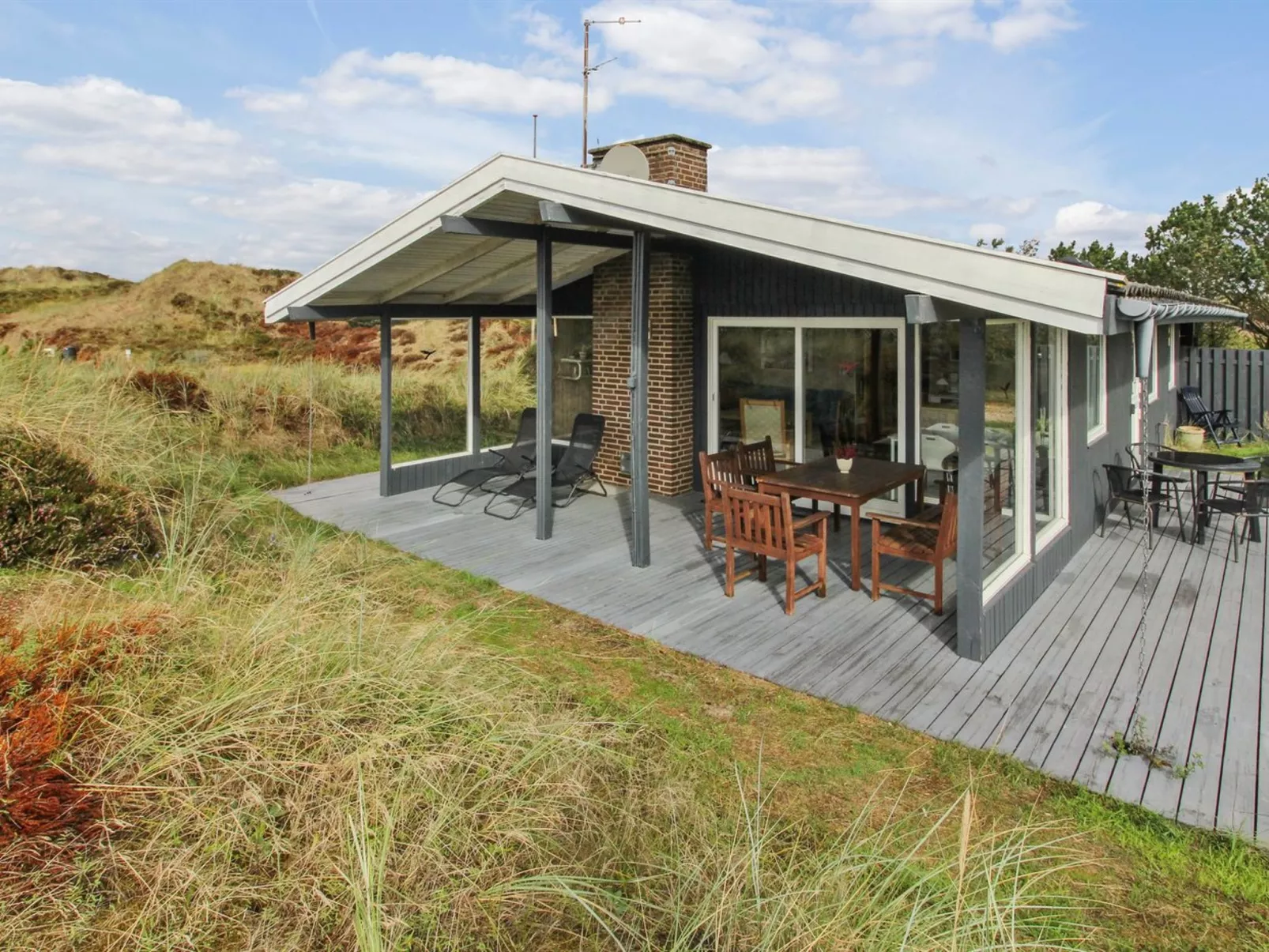 "Elsa" - 700m from the sea-Draußen