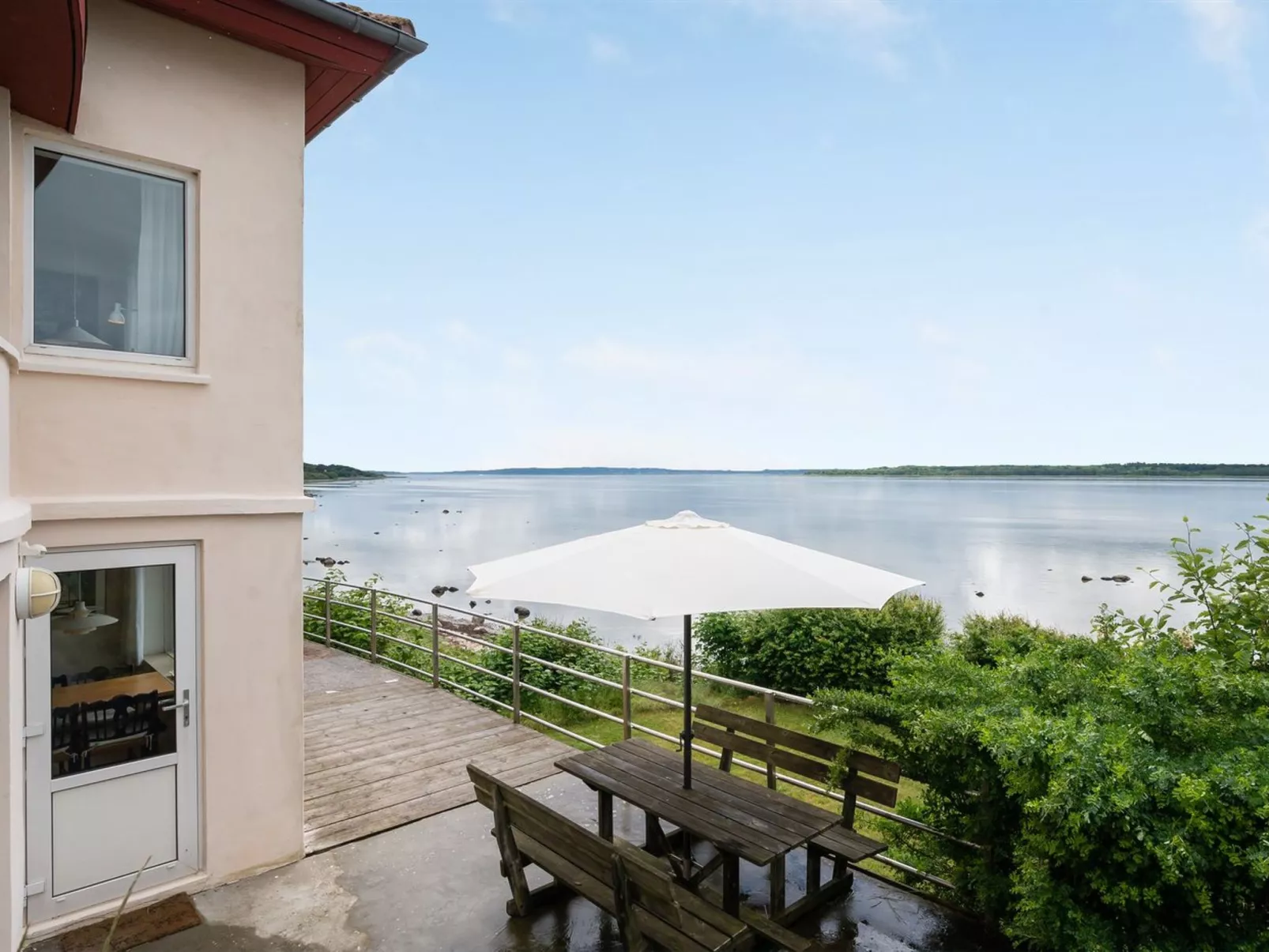 "Grumme" - 30m to the fjord-Outside