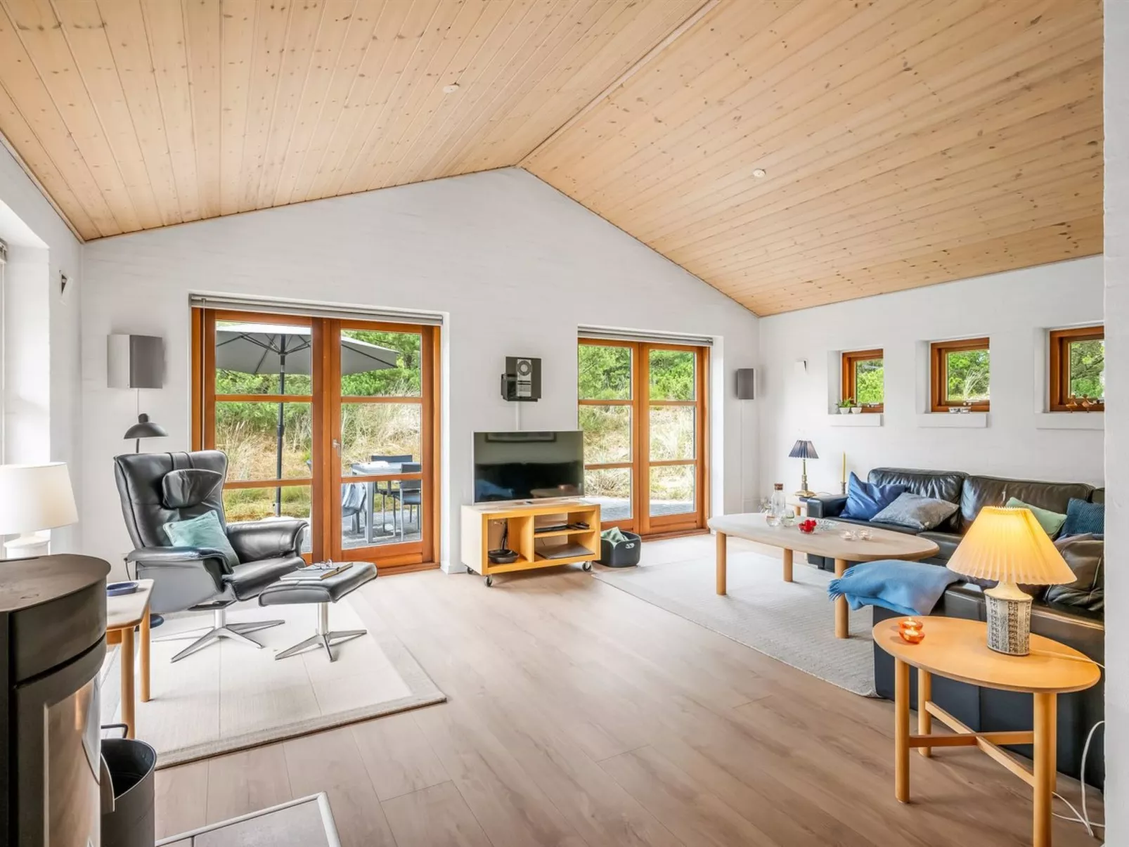 "Thormar" - 1.5km from the sea-Inside