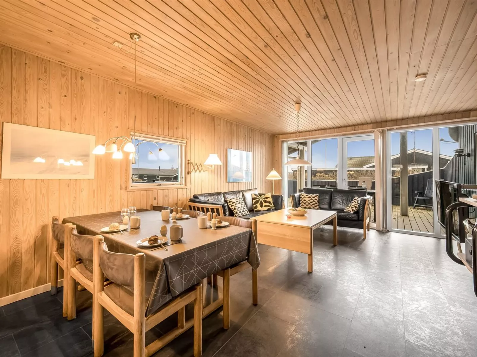 "Odmar" - 300m from the sea-Inside