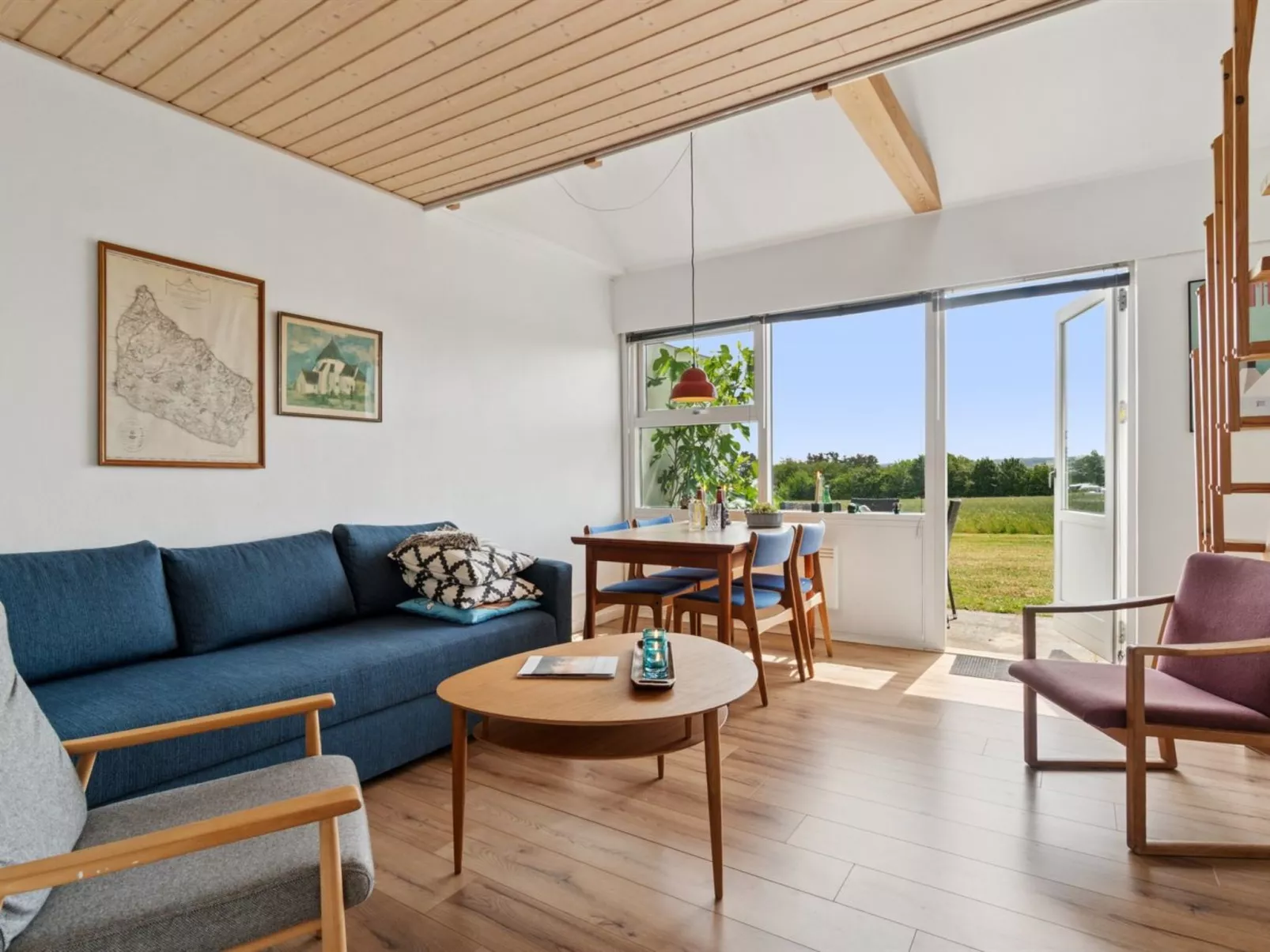 "Gunhilde" - 400m from the sea - Inside
