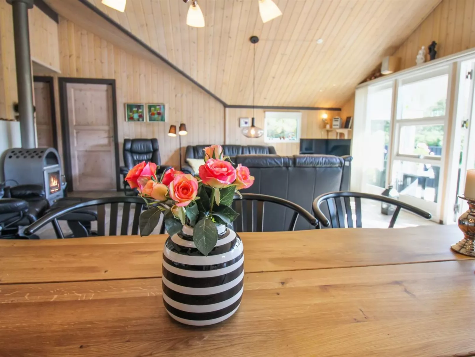 "Maureen" - 10.5km from the sea-Drinnen