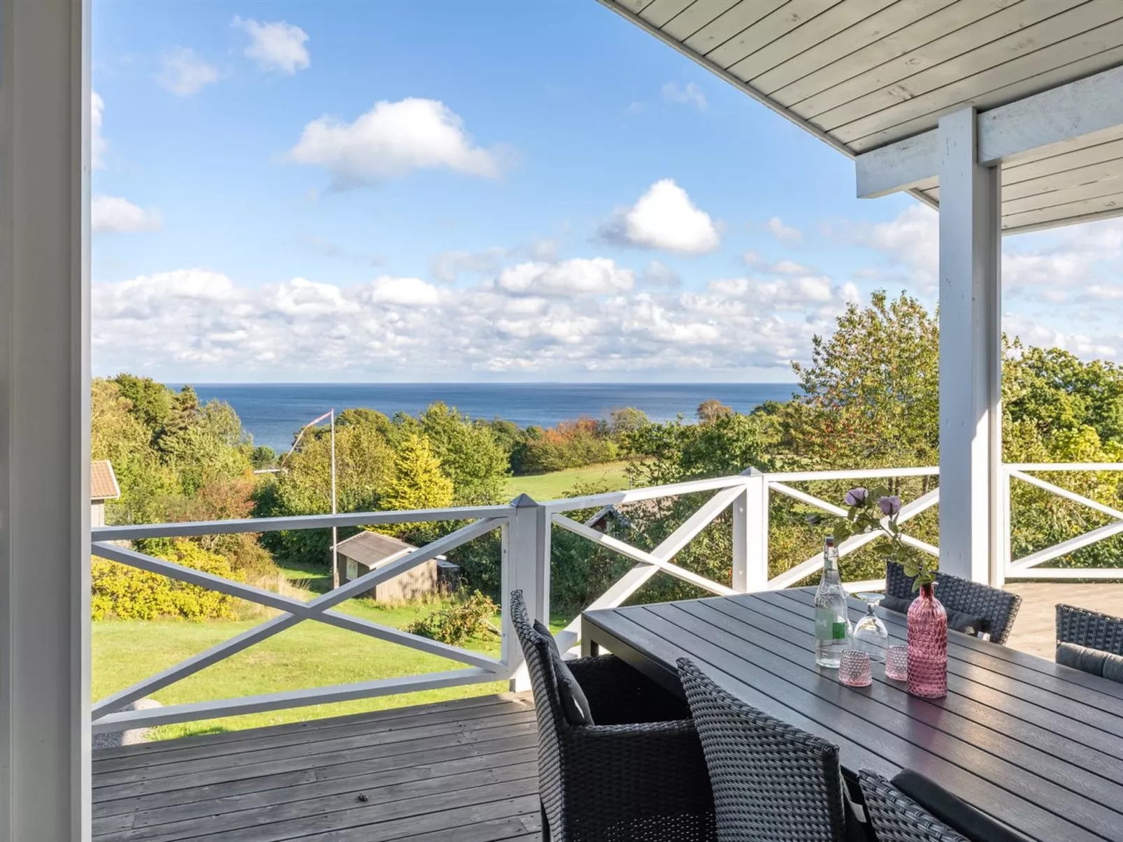 "Tjelle" - 300m from the sea-Outside