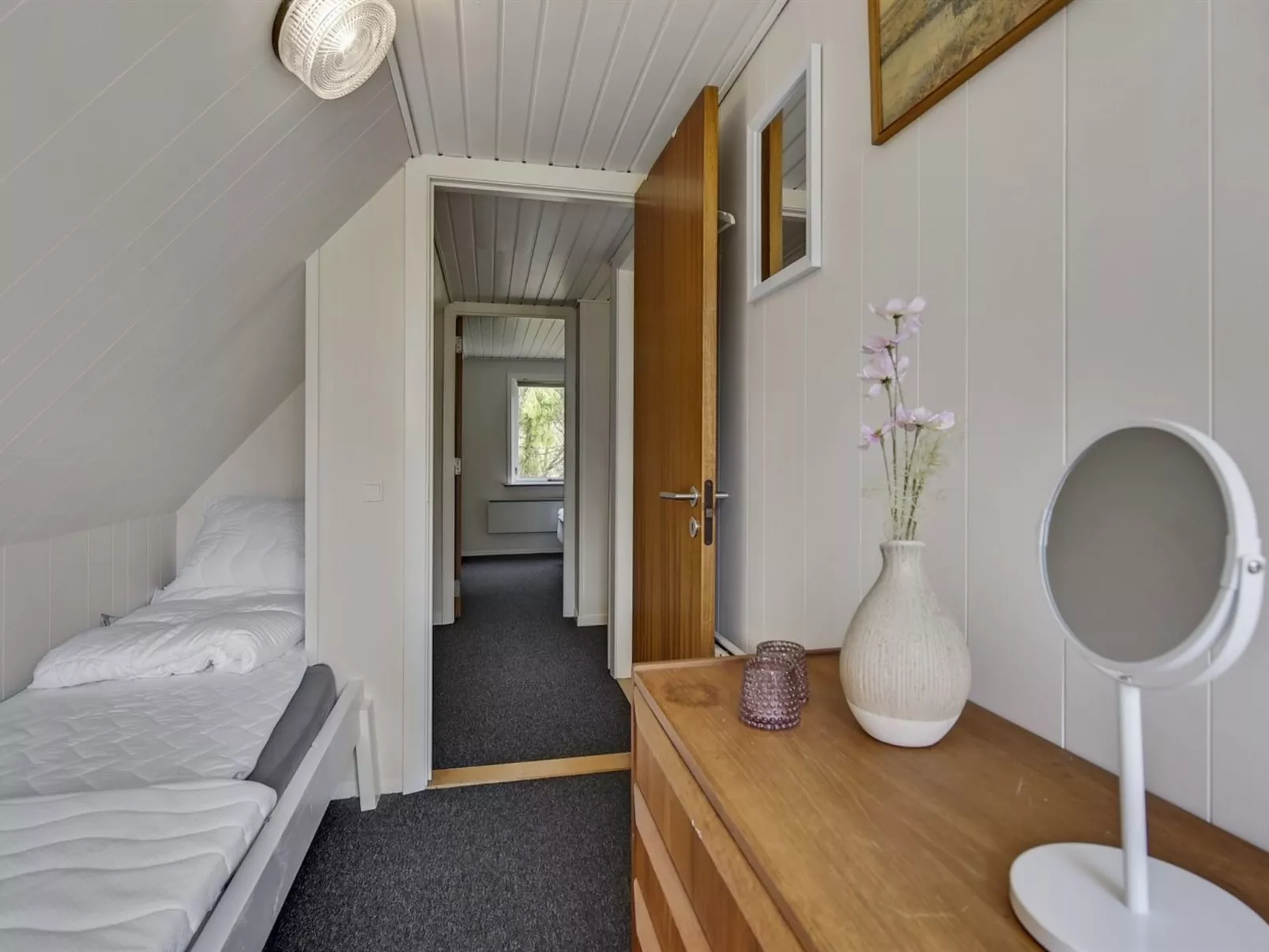 "Alard" - 300m to the fjord-Dedans