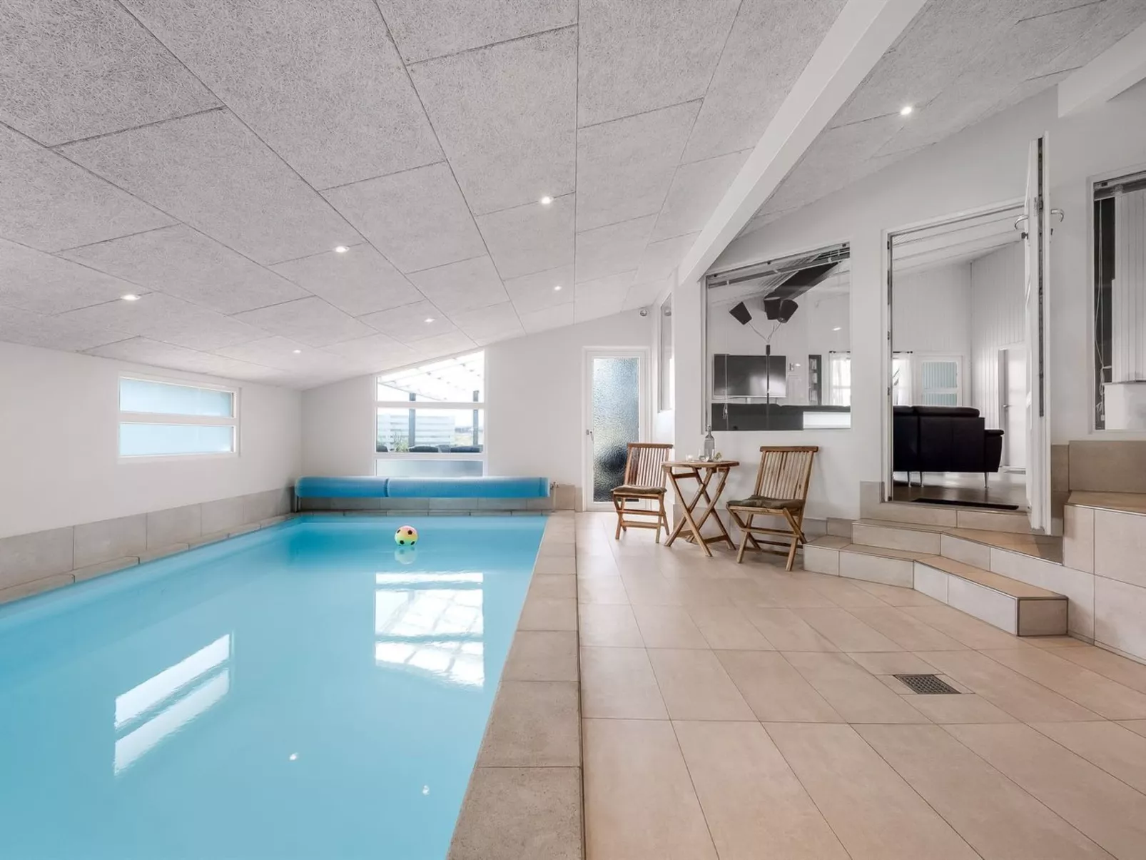 "Saku" - 495m to the fjord-Draußen