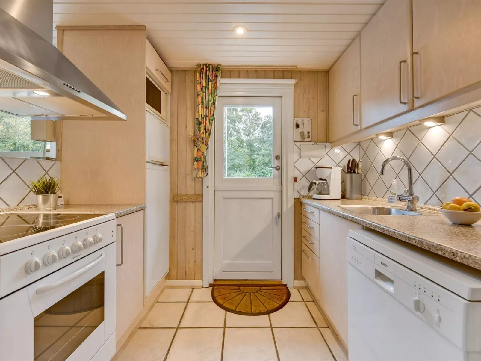 "Arnelung" - 1.9km from the sea-Dedans