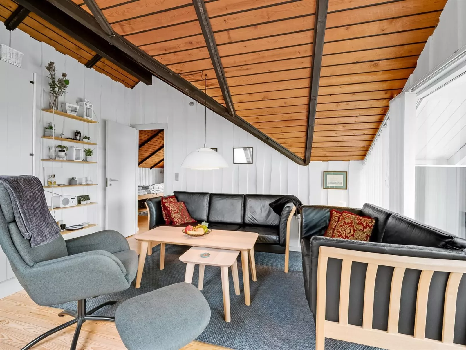 "Olesia" - 250m from the sea-Inside