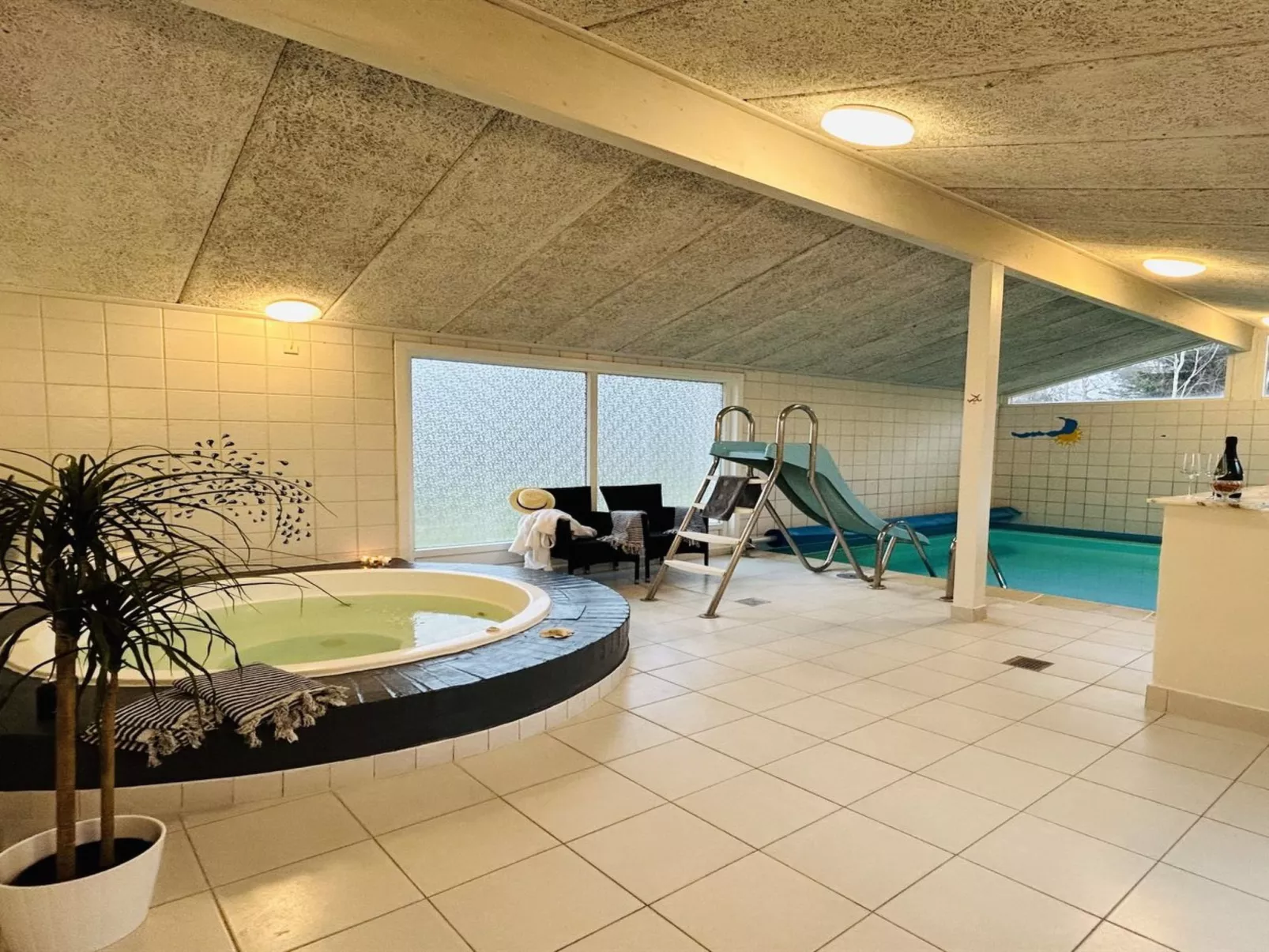 "Kalevi" - 900m from the sea-Draußen