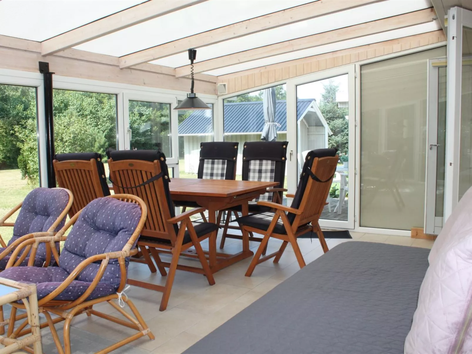 "Pyry" - 400m to the fjord-Dedans