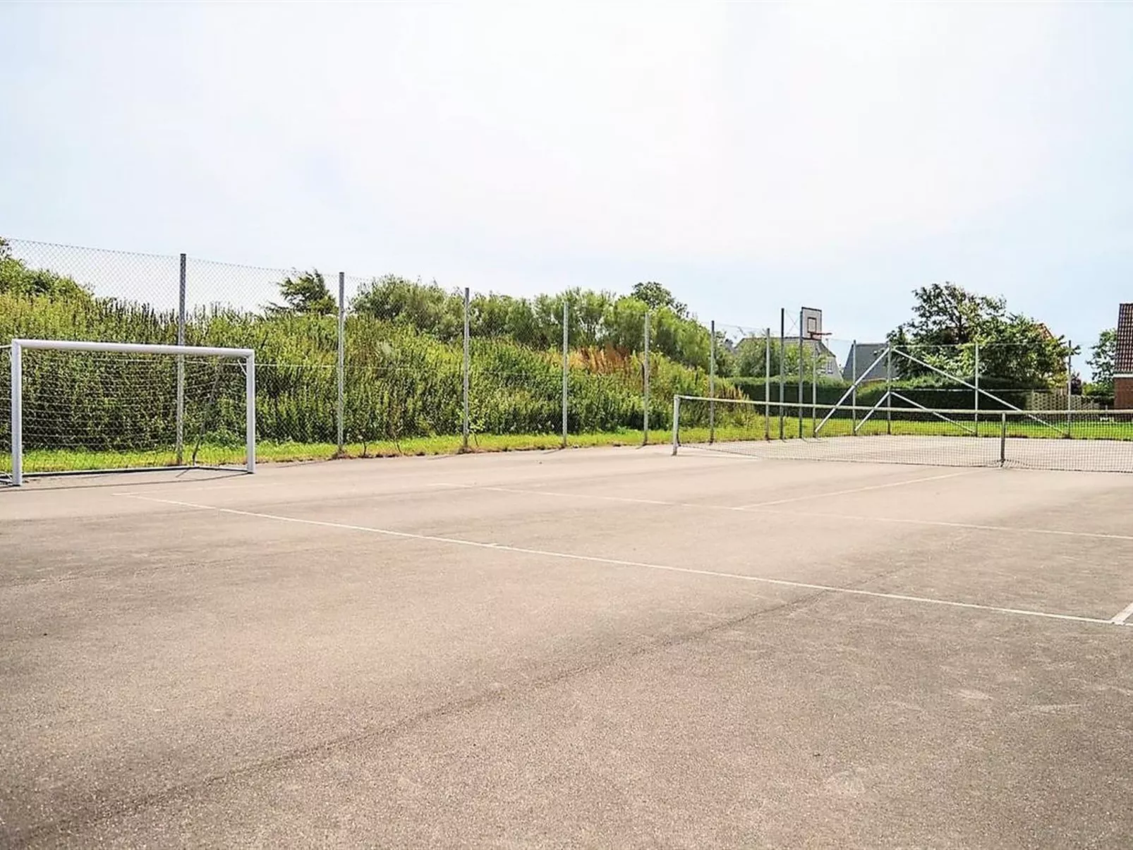 "Martinus" - 5.5km from the sea-Outside