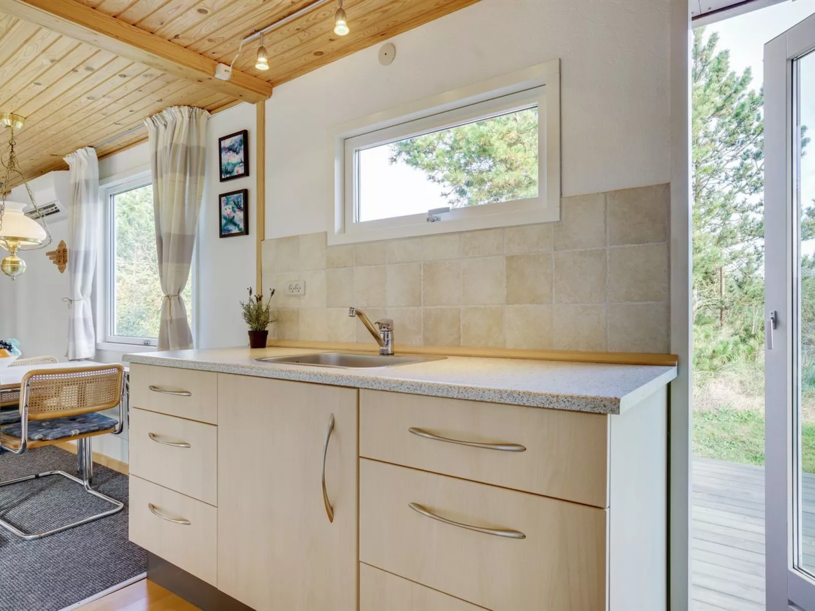 "Hilleborg" - 100m from the sea-Dedans