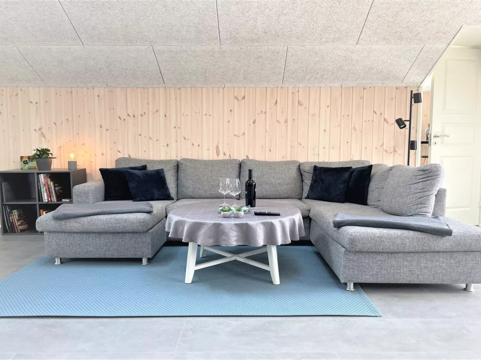 "Gustaf" - 400m to the fjord-Inside