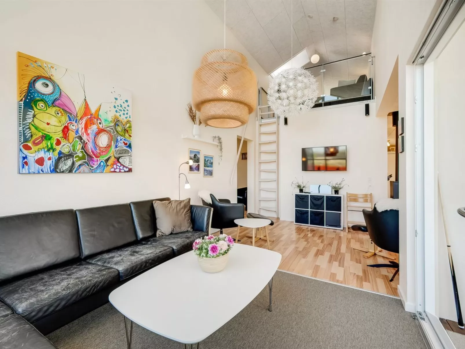 "Hedevig" - 800m to the fjord-Inside