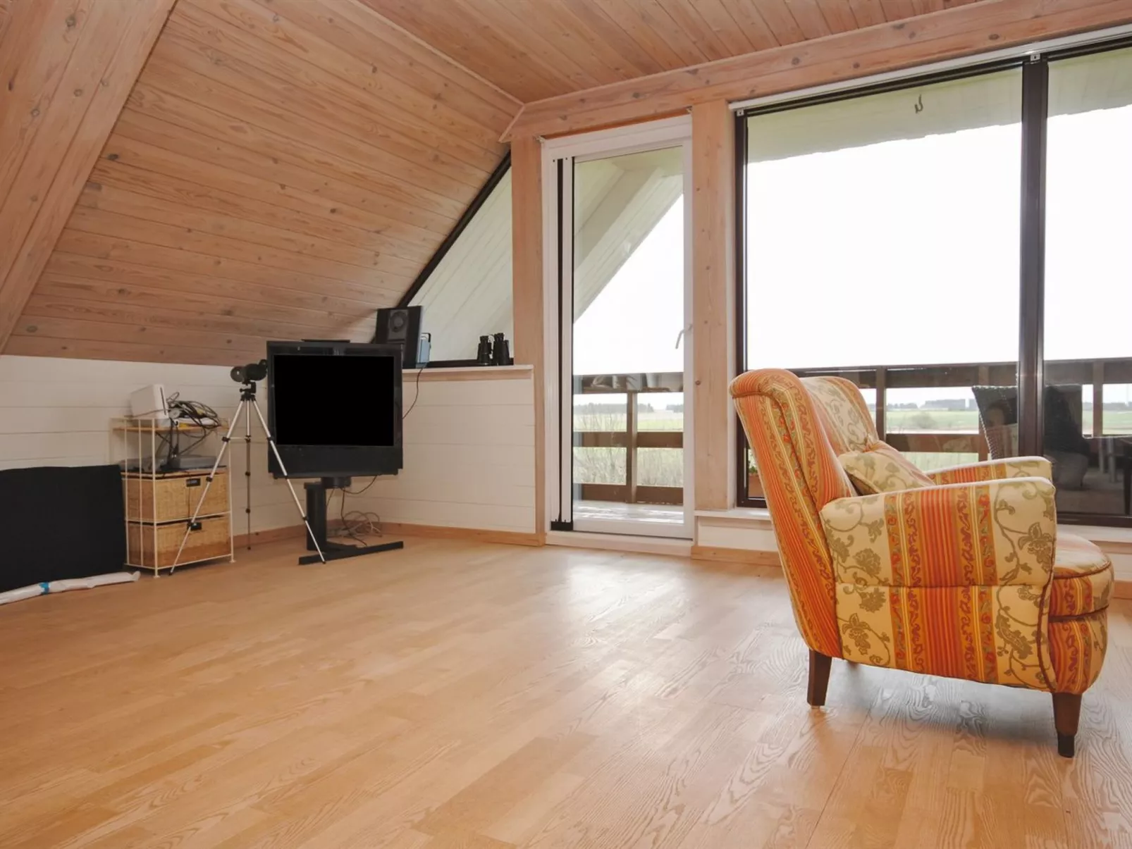 "Millie" - 3km to the fjord-Inside