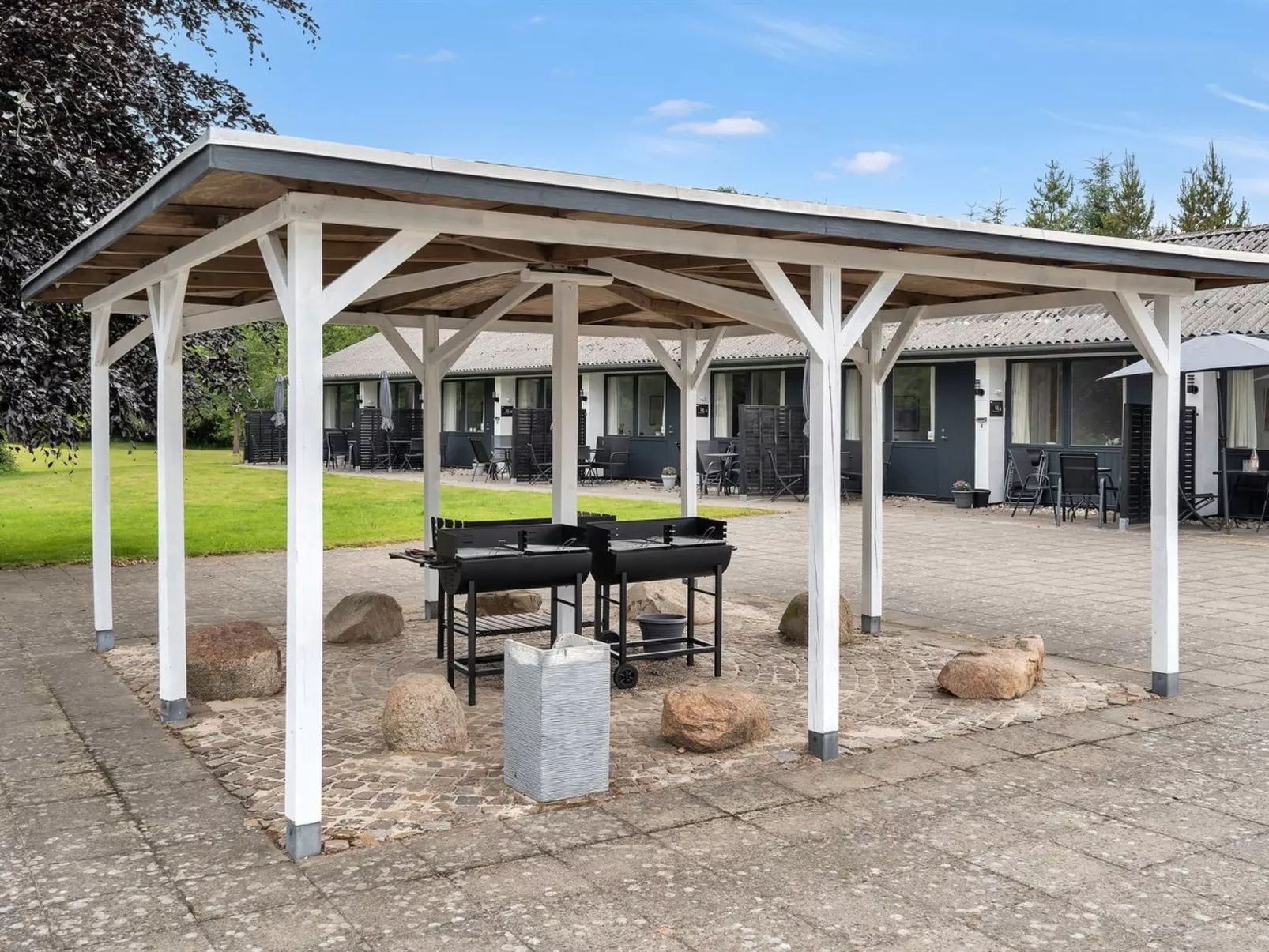 "Skarthi" - 20km from the sea-Dedans