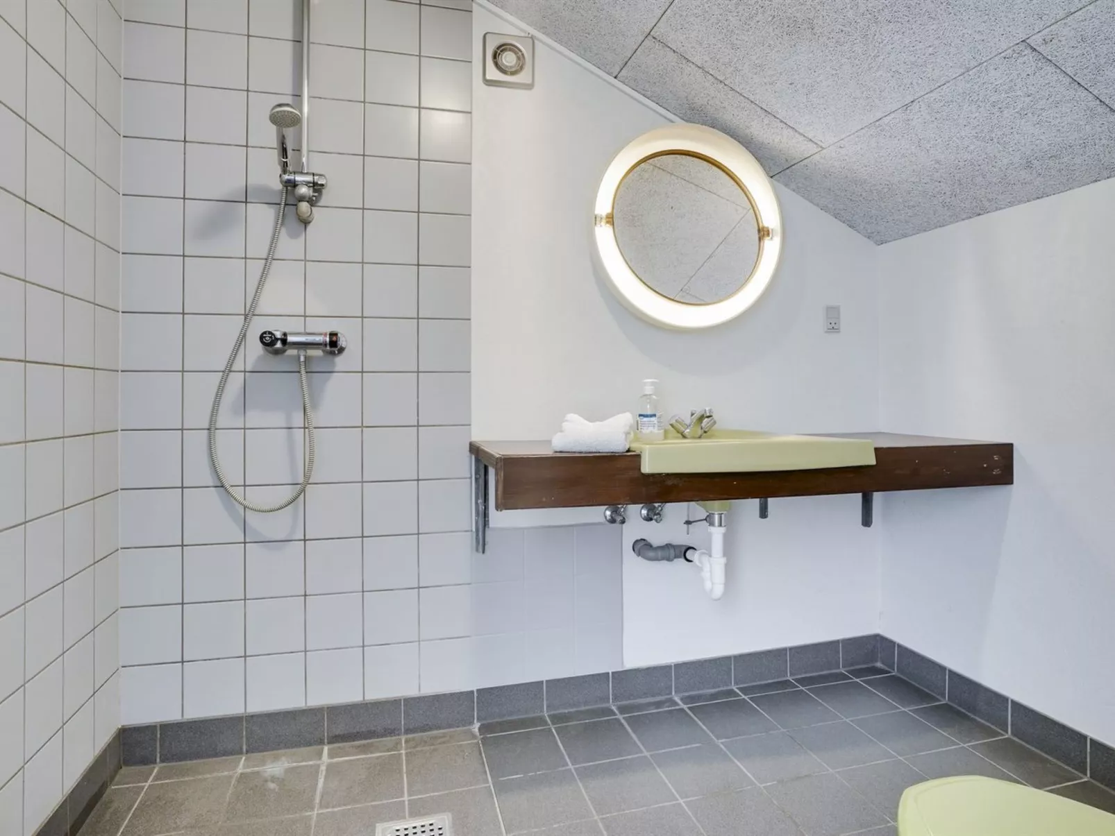 "Stilla" - 35km from the sea-Drinnen