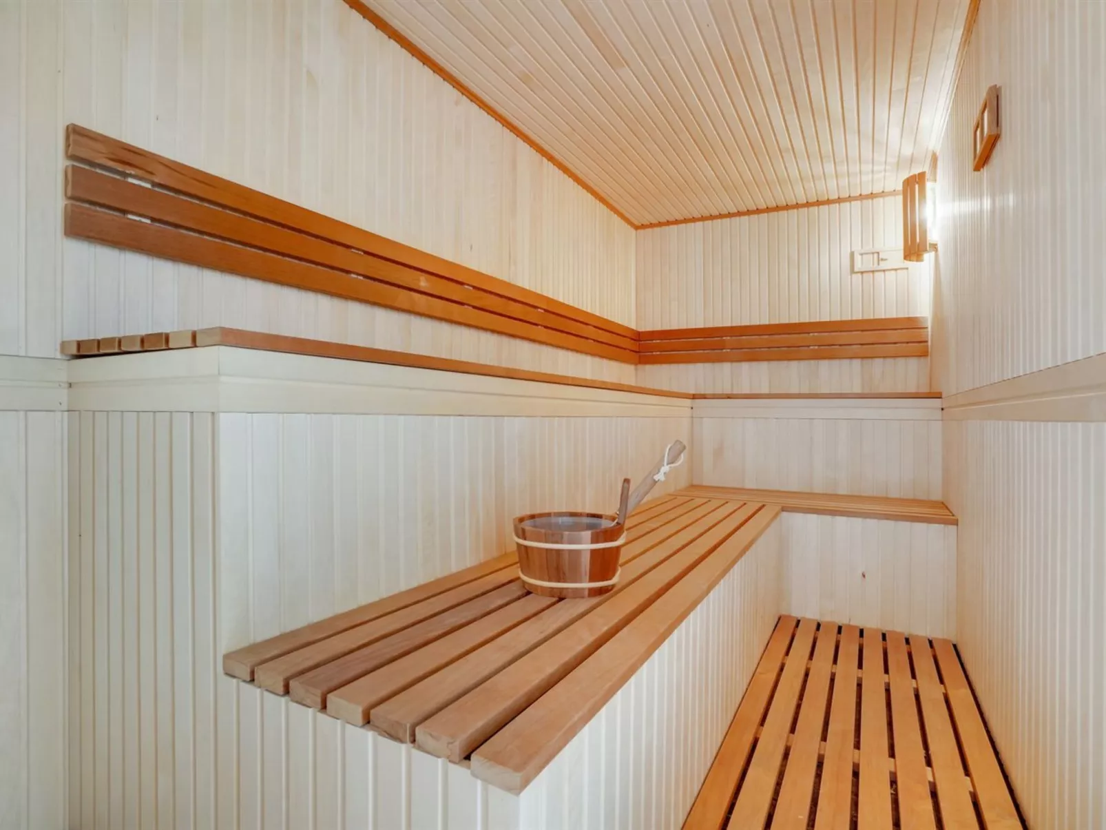 "Melin" - 7km from the sea-Dedans