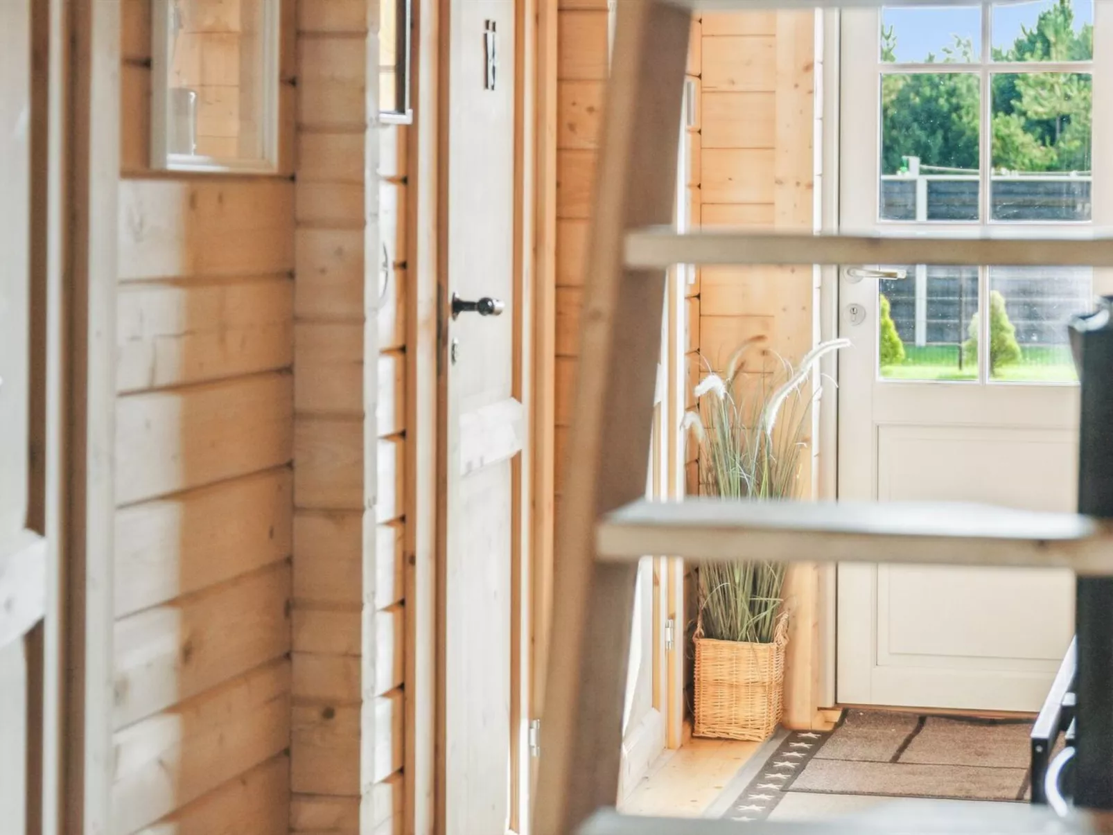 "Vicktoria" - 1.5km from the sea-Inside