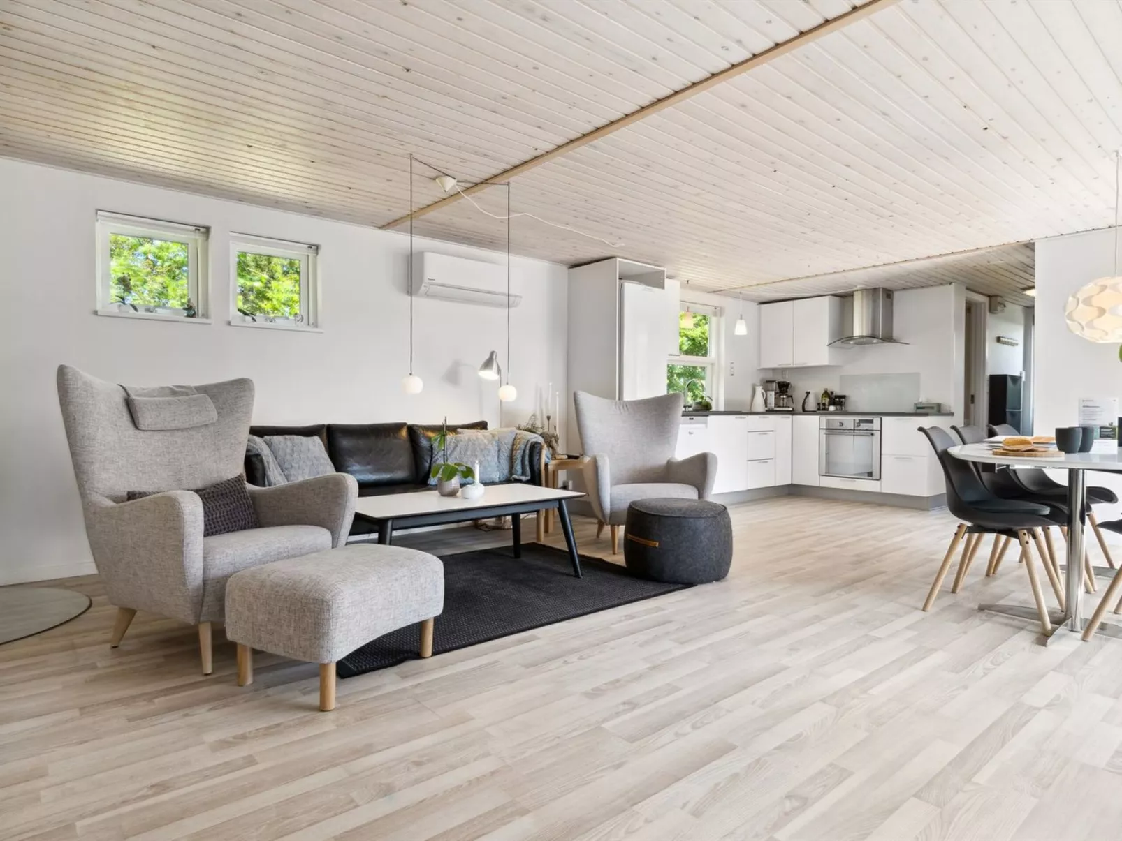 "Felippa" -  from the sea-Dedans