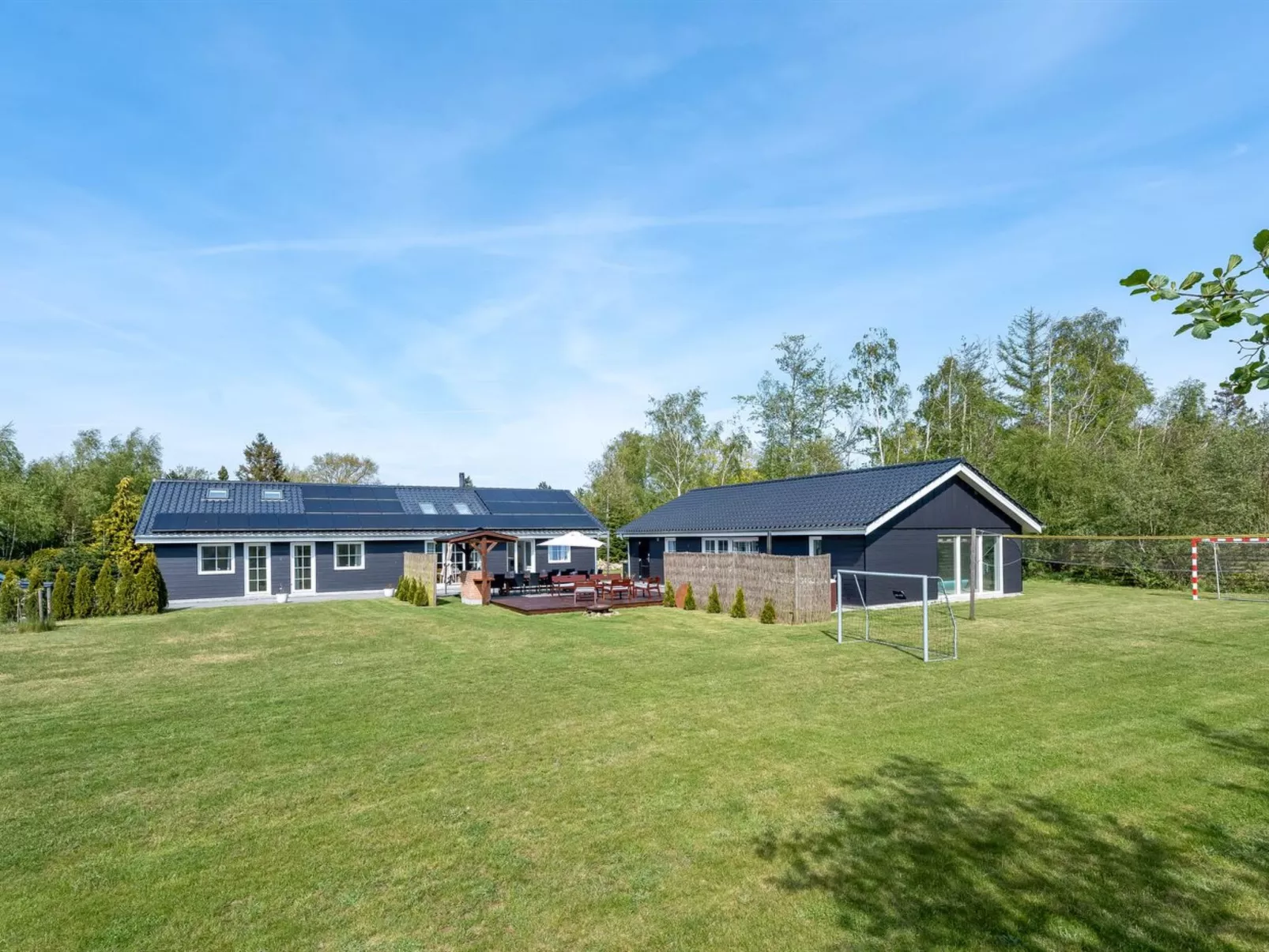 "Ronia" - 900m from the sea-Draußen