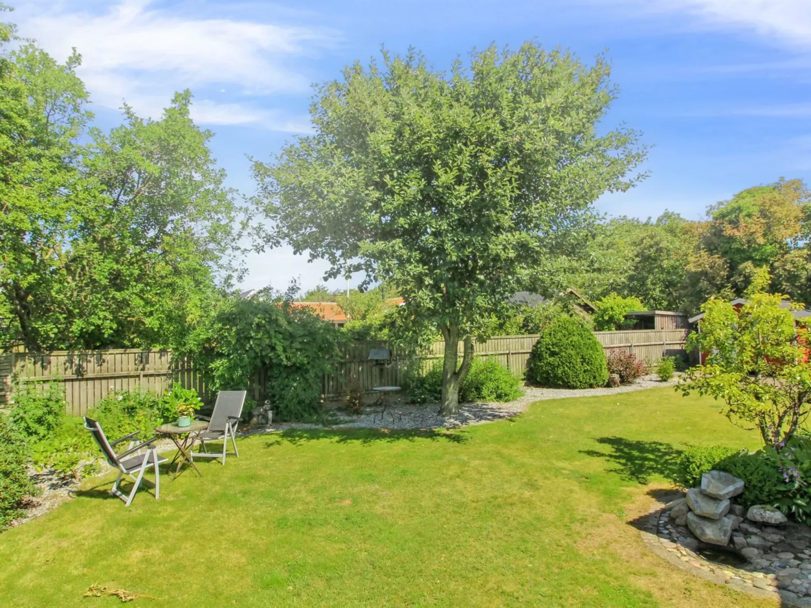 "Erle" - 1.5km from the sea-Outside