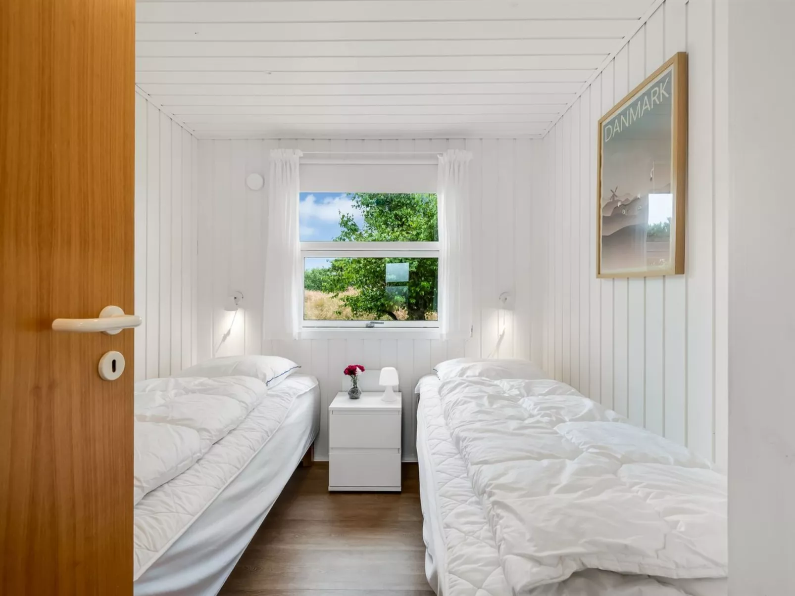 "Bentine" - 400m from the sea-Dedans