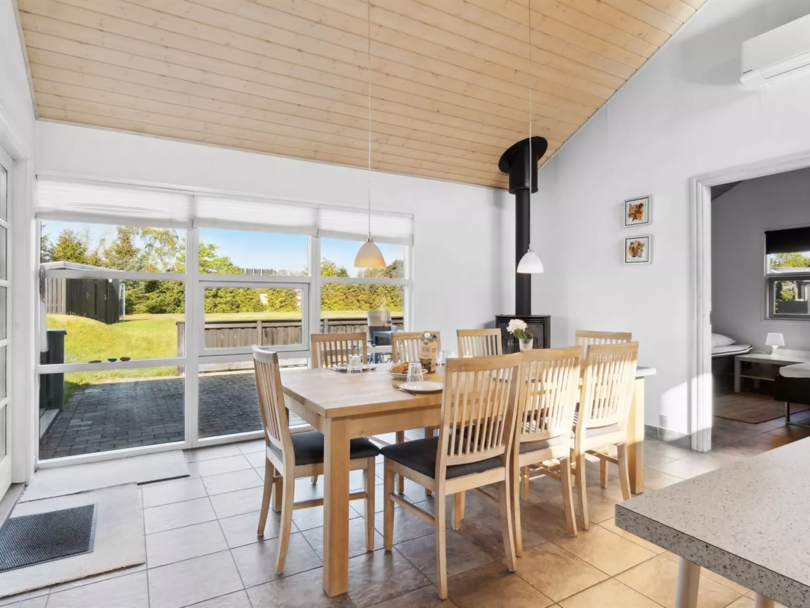 "Elmo" - 800m from the sea-Dedans