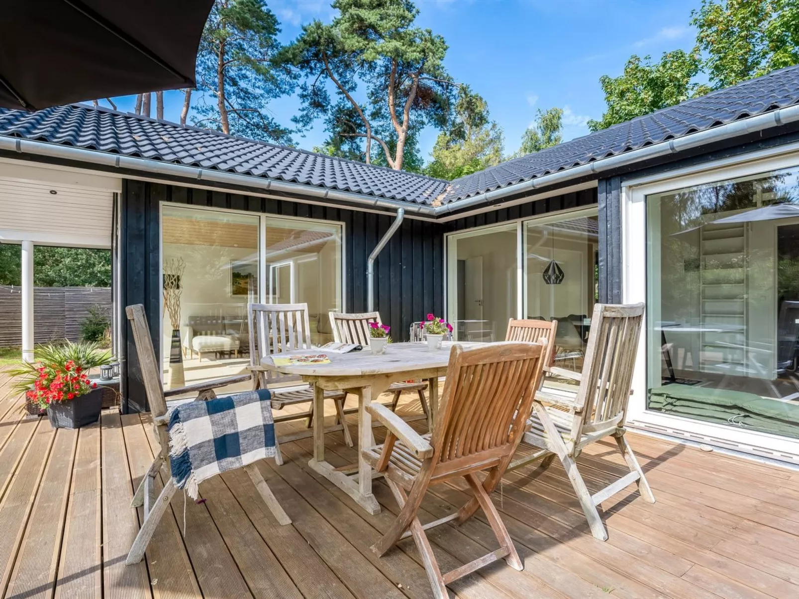 "Elin" - 200m from the sea-Outside